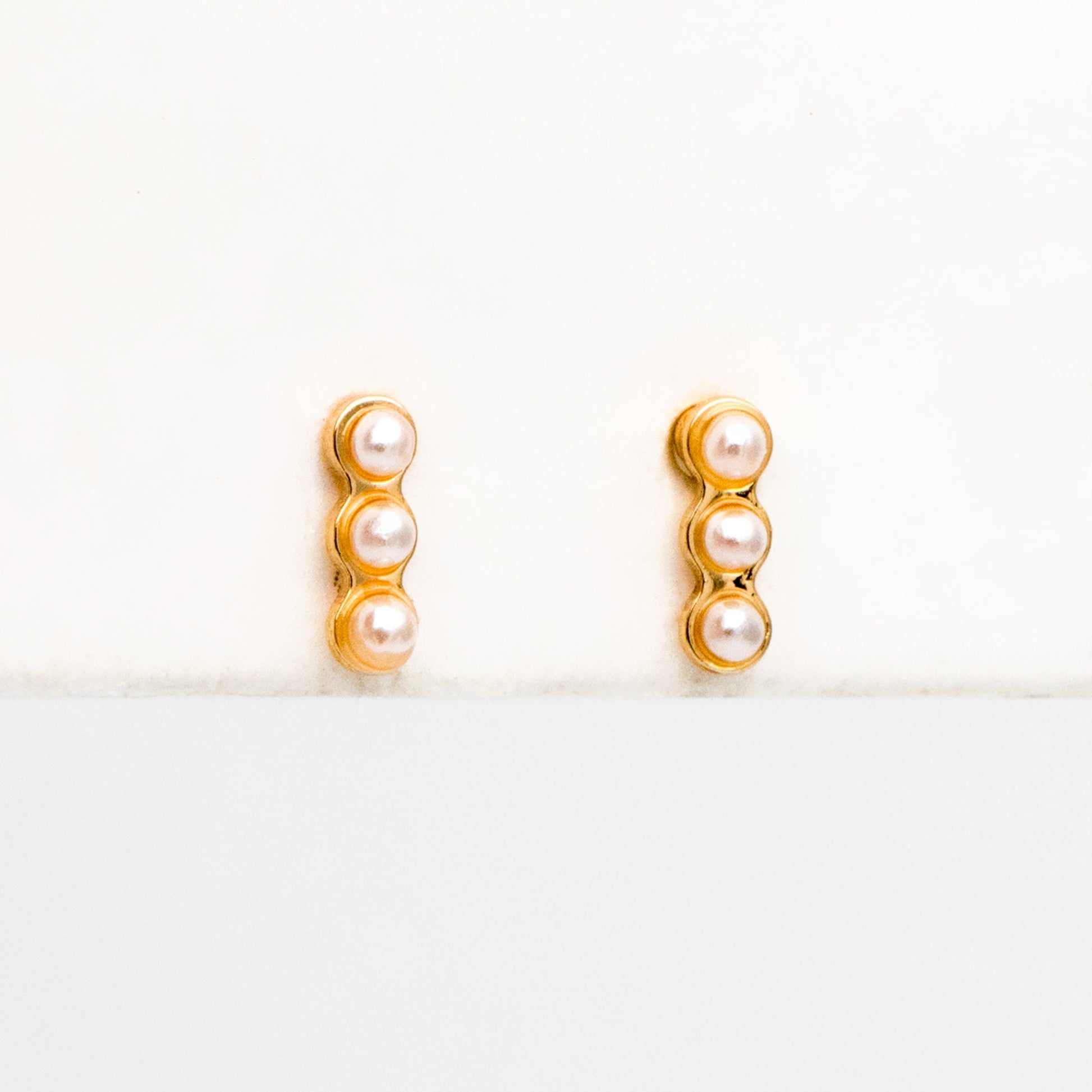10pcs Faux Pearl Pave Gold Bar Earrings, Real Gold plated Brass Minimalist Stud Earrings (GB-4059)