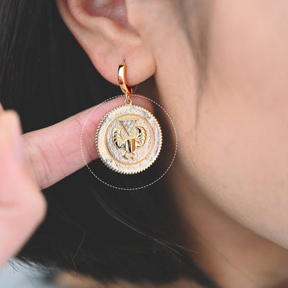 4pcs CZ Pave Gold Cancer Charm, Real Gold plated Brass, Round Coin Disk Pendants (GB-1872-E)