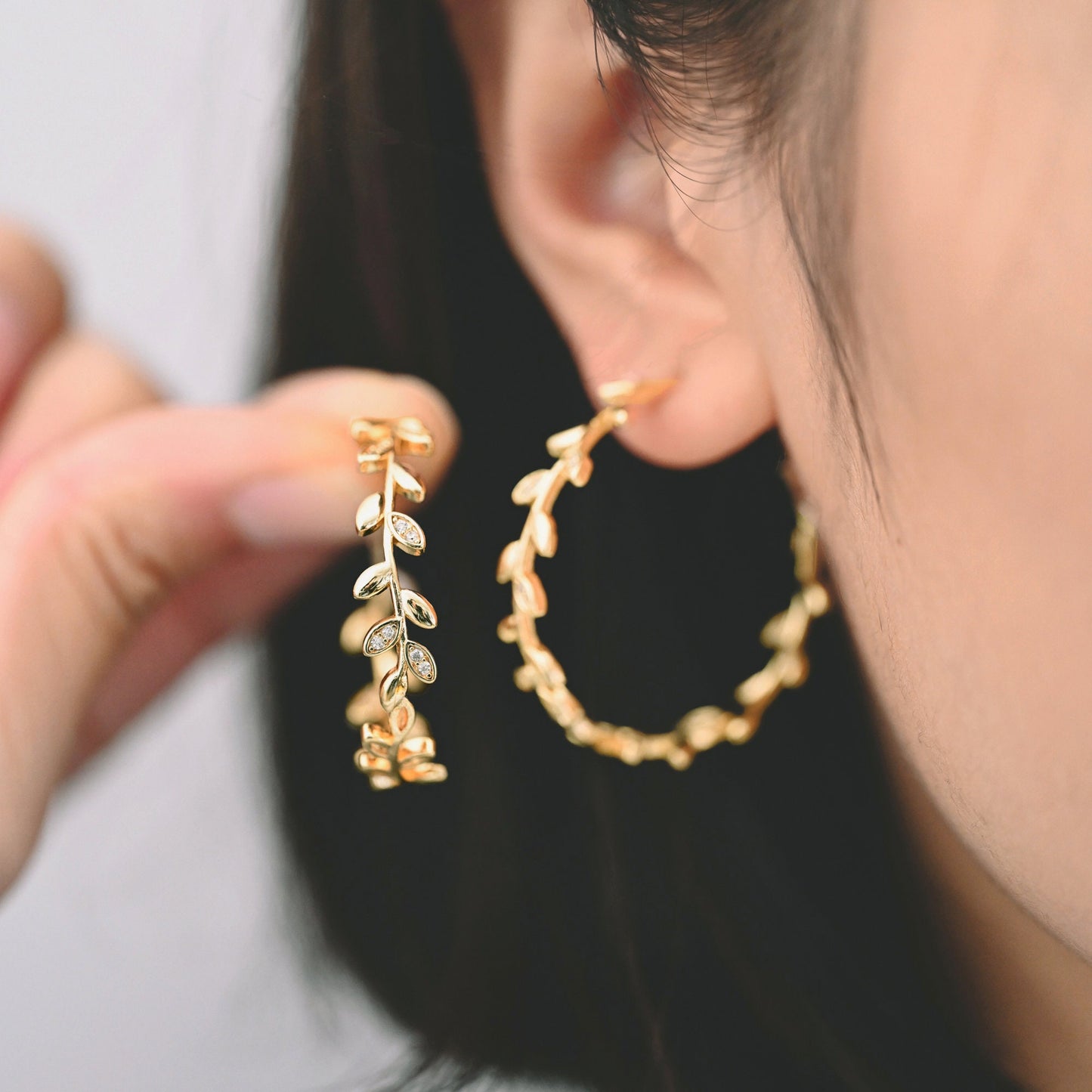 4pcs CZ Paved Dainty Gold Leaf Hoop Earrings, Gold Hoop Earring, 42mm Circle Leaf Earring (GB-2019)