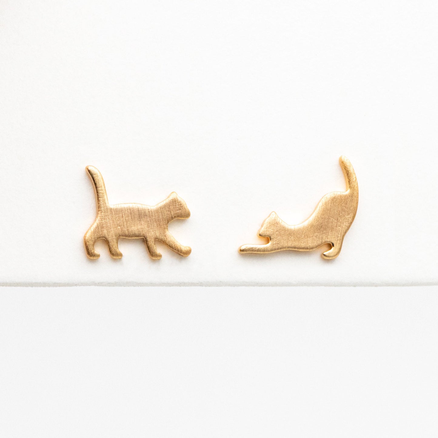 10pcs Gold/ Silver Cat Asymmetry Earrings, Gold/ Rhodium Plated Brass Minimalist Stud Earrings (GB-4094-A)