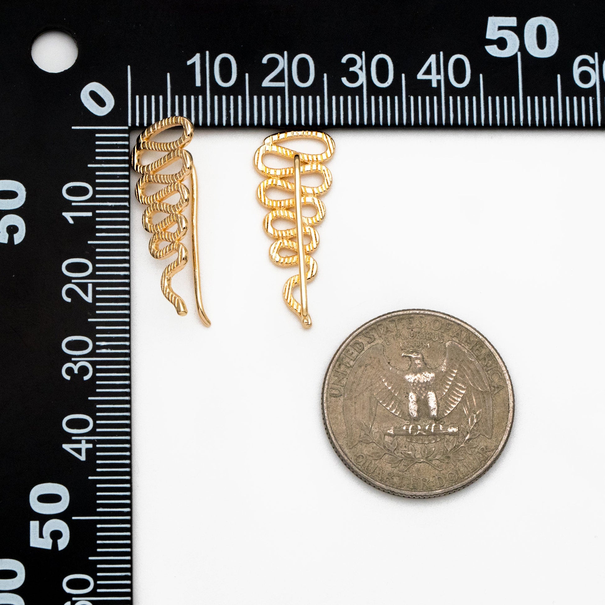 4pcs Gold Rope Ear Climber 26x11mm, 18K Gold plated Brass Ear Crawler (GB-4213)