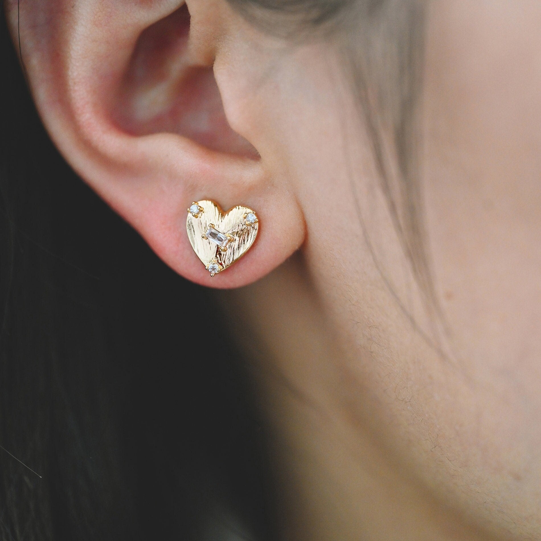 10pcs Gold Heart Earring with Loop, 18K Gold plated Brass, CZ pave Stud Earring Components (GB-1640)