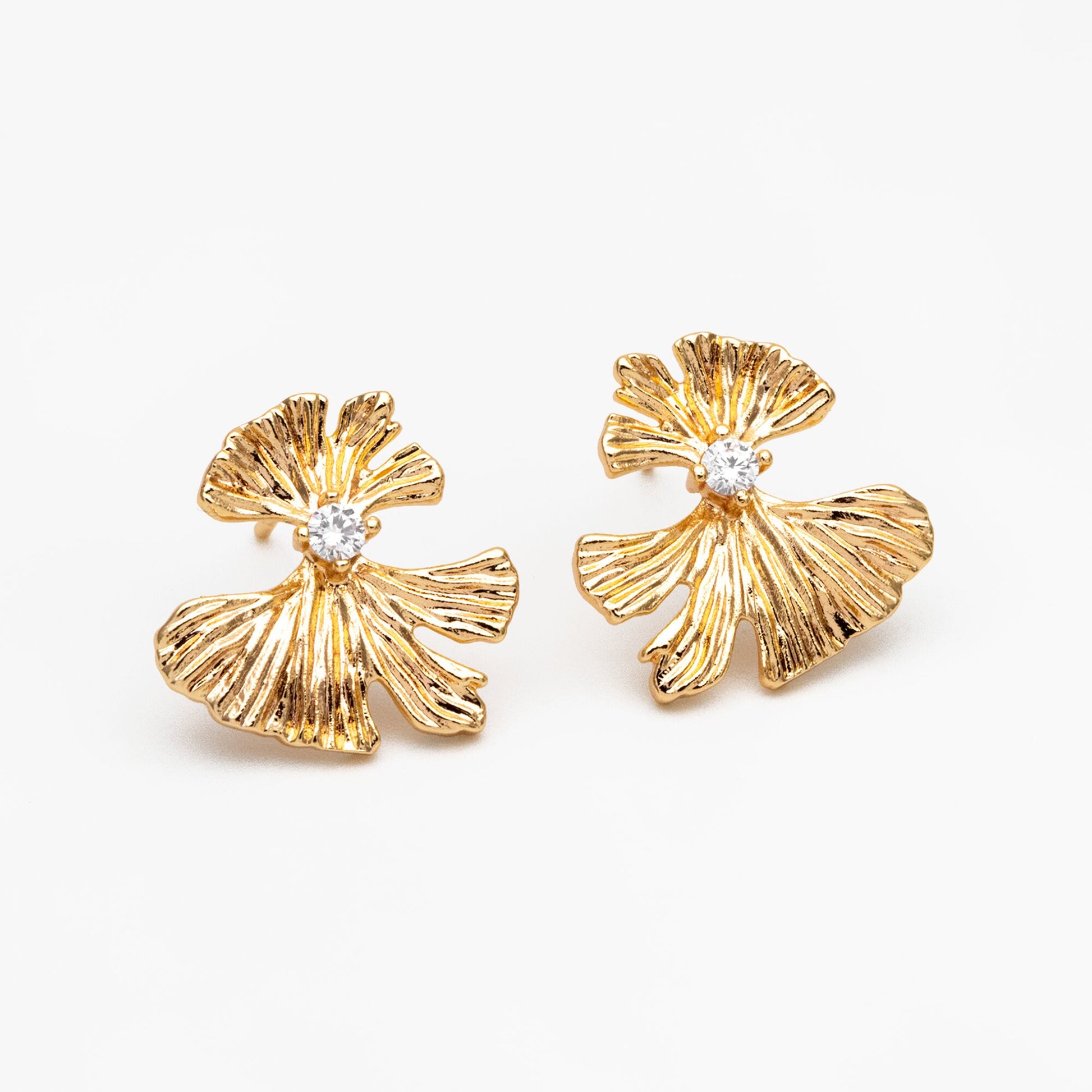4pcs CZ Pave Gold Ginkgo Leaf Earrings 16mm, Gold Plated Brass Leaf Stud Earrings (GB-4225)