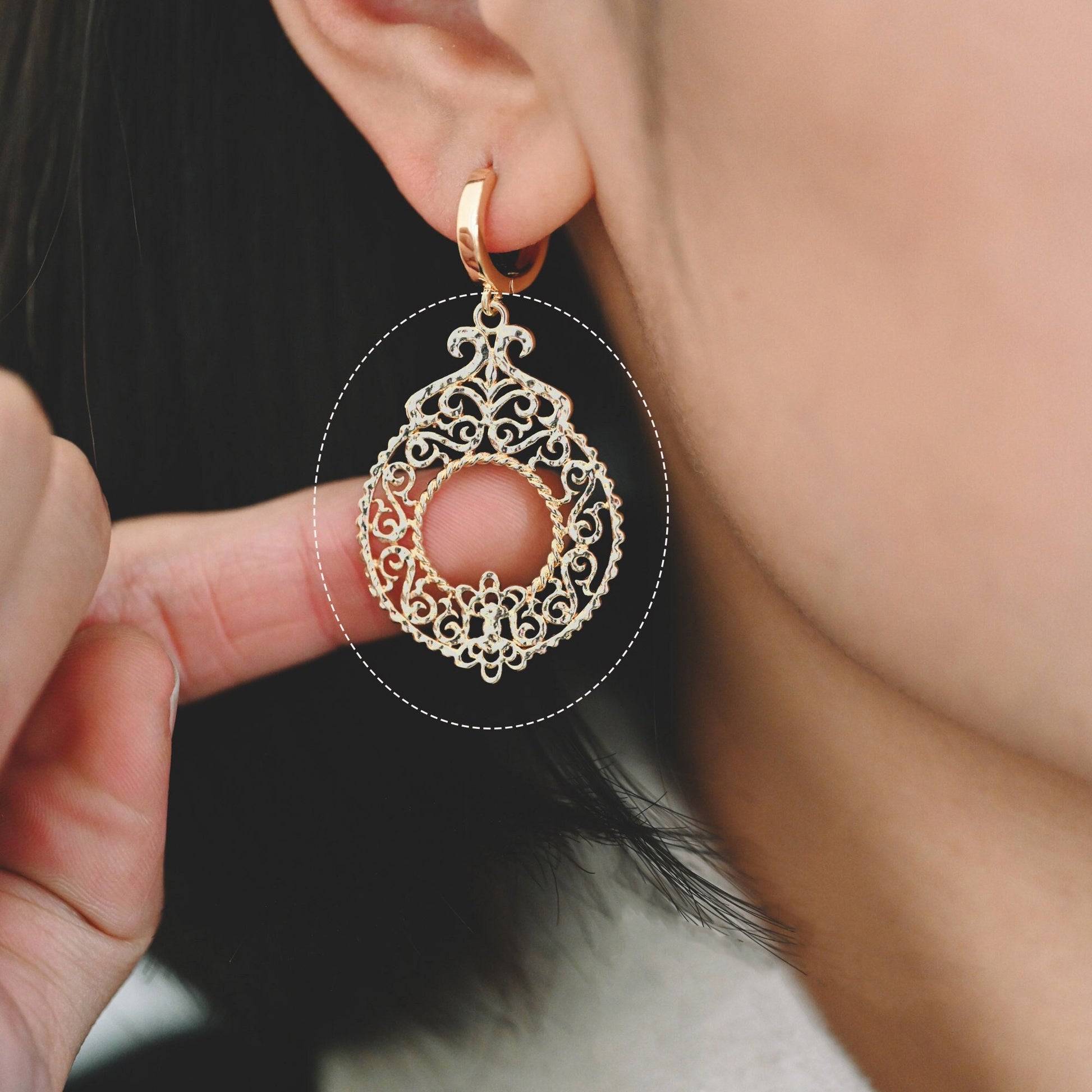 10pcs Gold plated Brass Filigree Charm Pendants 37x26mm, Lead Nickel Free (GB-890)