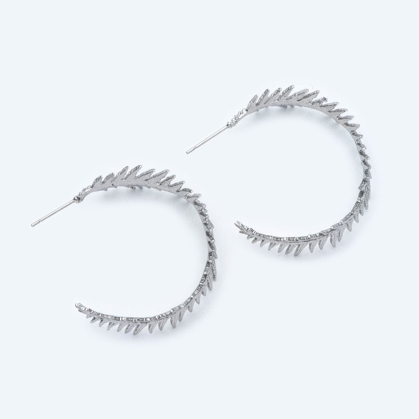 4pcs Gold / Silver Tone Feather Earring Studs 34mm, 18K Gold/ Rhodium plated Brass, Round Circle Leaf Earring (GB-1050)