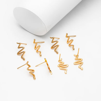 10pcs Gold ZigZag Earrings 19x10mm, Gold Plated Brass, Minimalist Snake Stud Earrings (GB-4215)