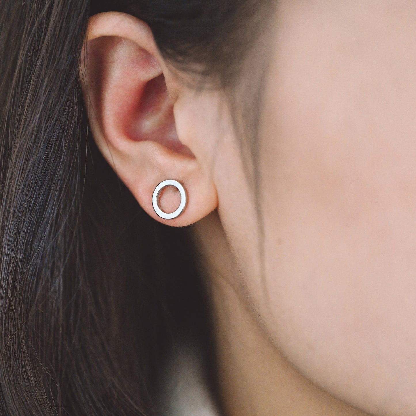 10pcs Silver tone Round Circle Ear Posts 10mm, Rhodium plated Brass, Geometric Loop Stud Earrings (GB-756)