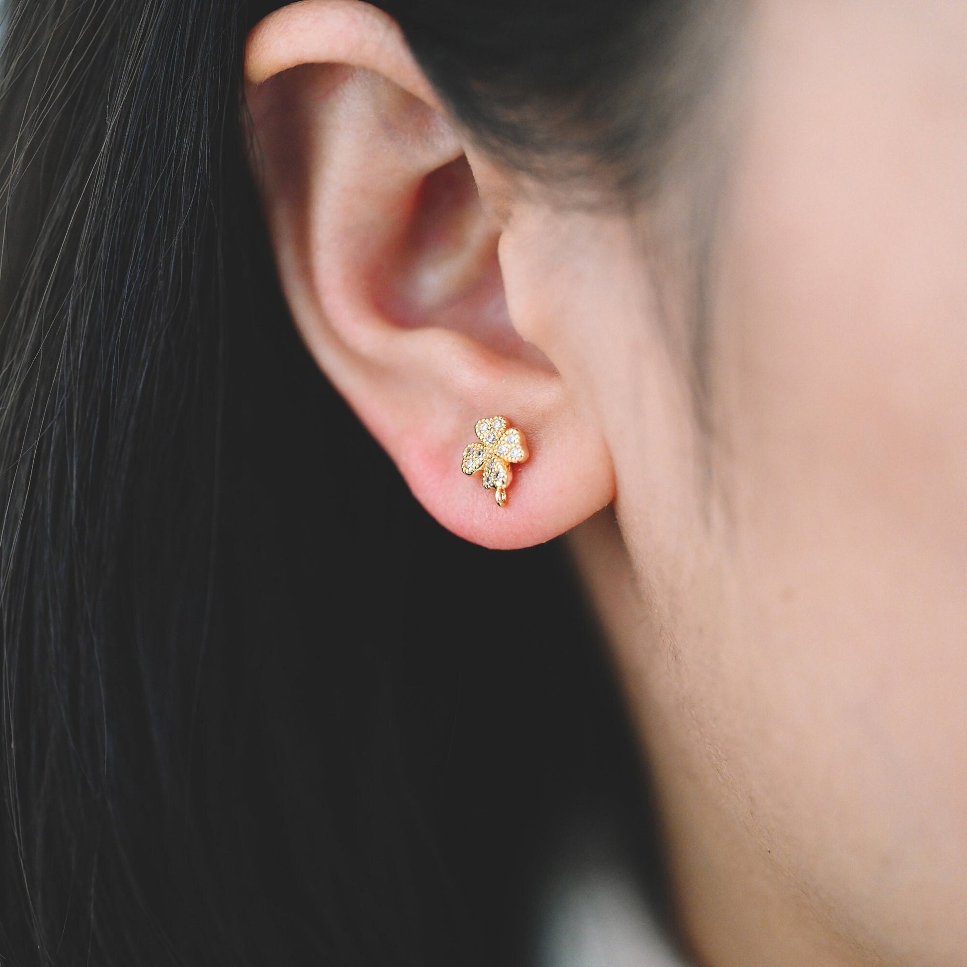 10pcs CZ Pave Gold Clover Ear Posts 9x7mm, Gold Plated Brass Stud Earrings, DIY Ear Findings (GB-768)