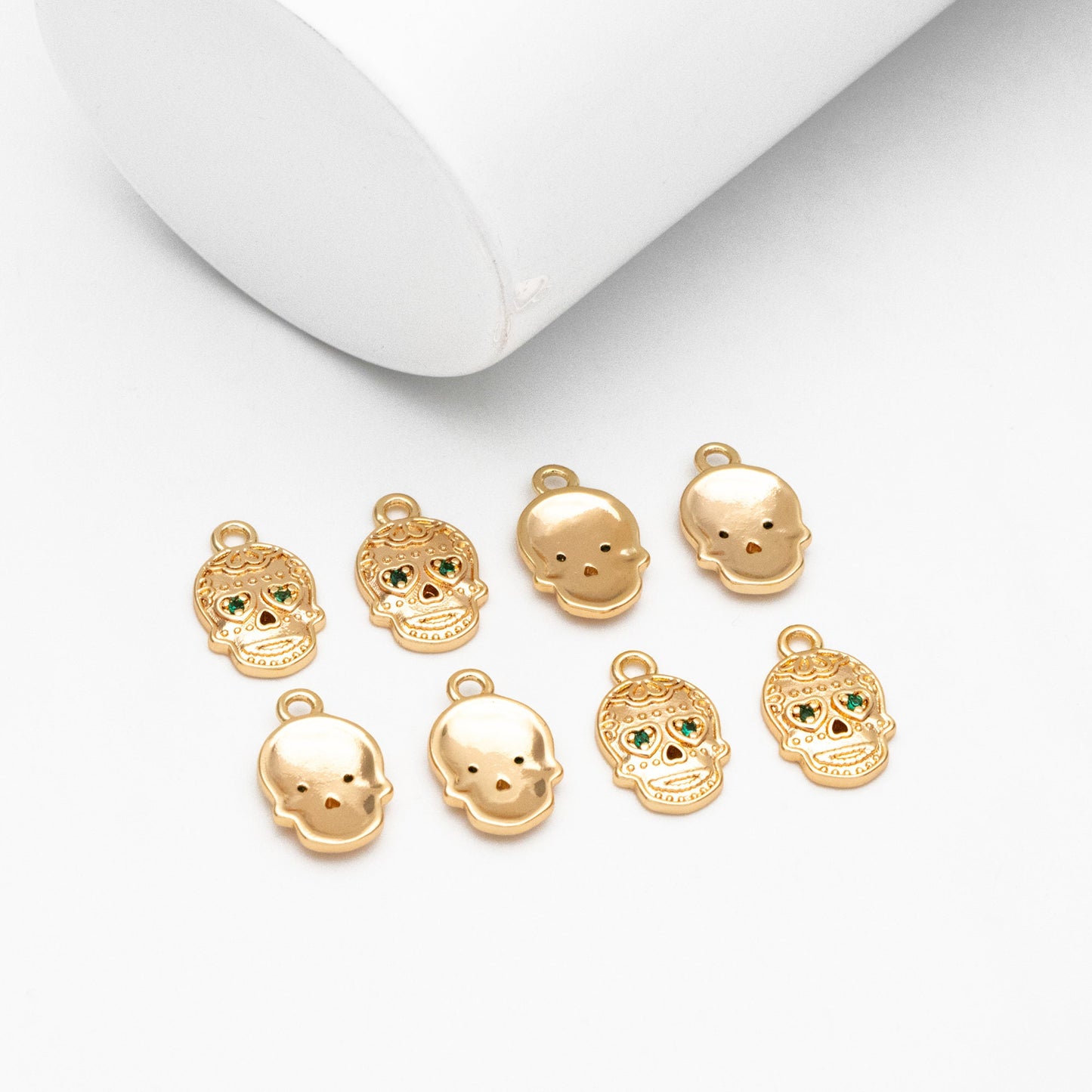 10pcs CZ Pave Gold Skull Charms 13x9mm, 18K Gold plated Brass Skull Pendants (GB-4223)