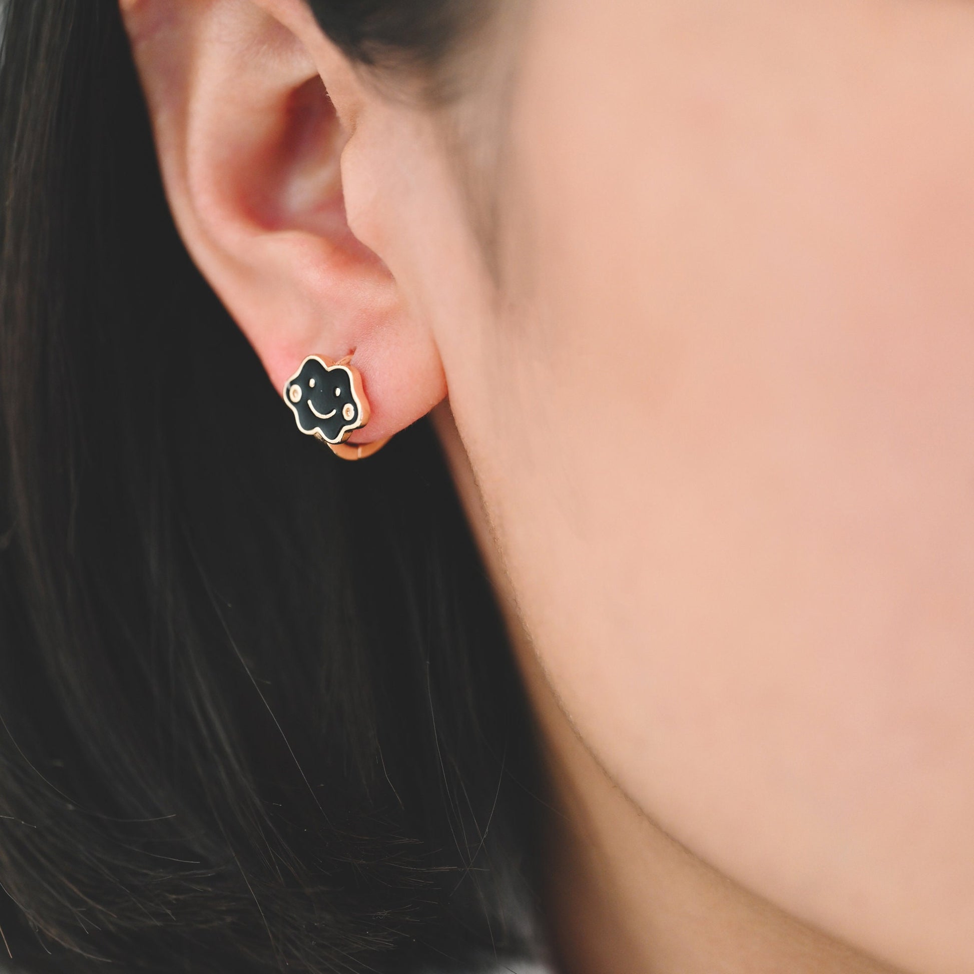 4pcs Gold Enamel Smile Cloud Hoop Earrings, 18K Gold plated Brass, Minimalist Huggie Earrings (GB-3839-E)