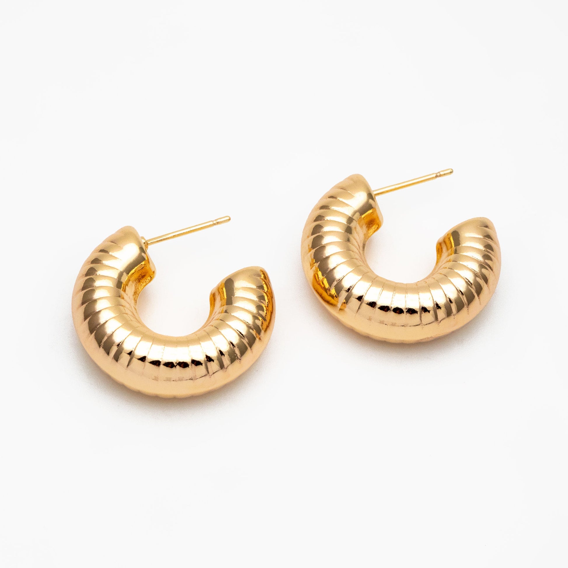 4pcs Gold Round Circle Earrings 25mm, Gold plated Brass, Dainty Geometric Hoop Stud Earrings (GB-4265)