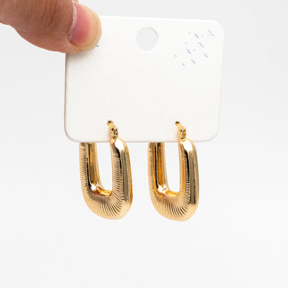 4pcs Gold U-Shaped Earrings 35x22mm, Real Gold plated Brass, Minimalist Hoop Earrings (GB-4268)