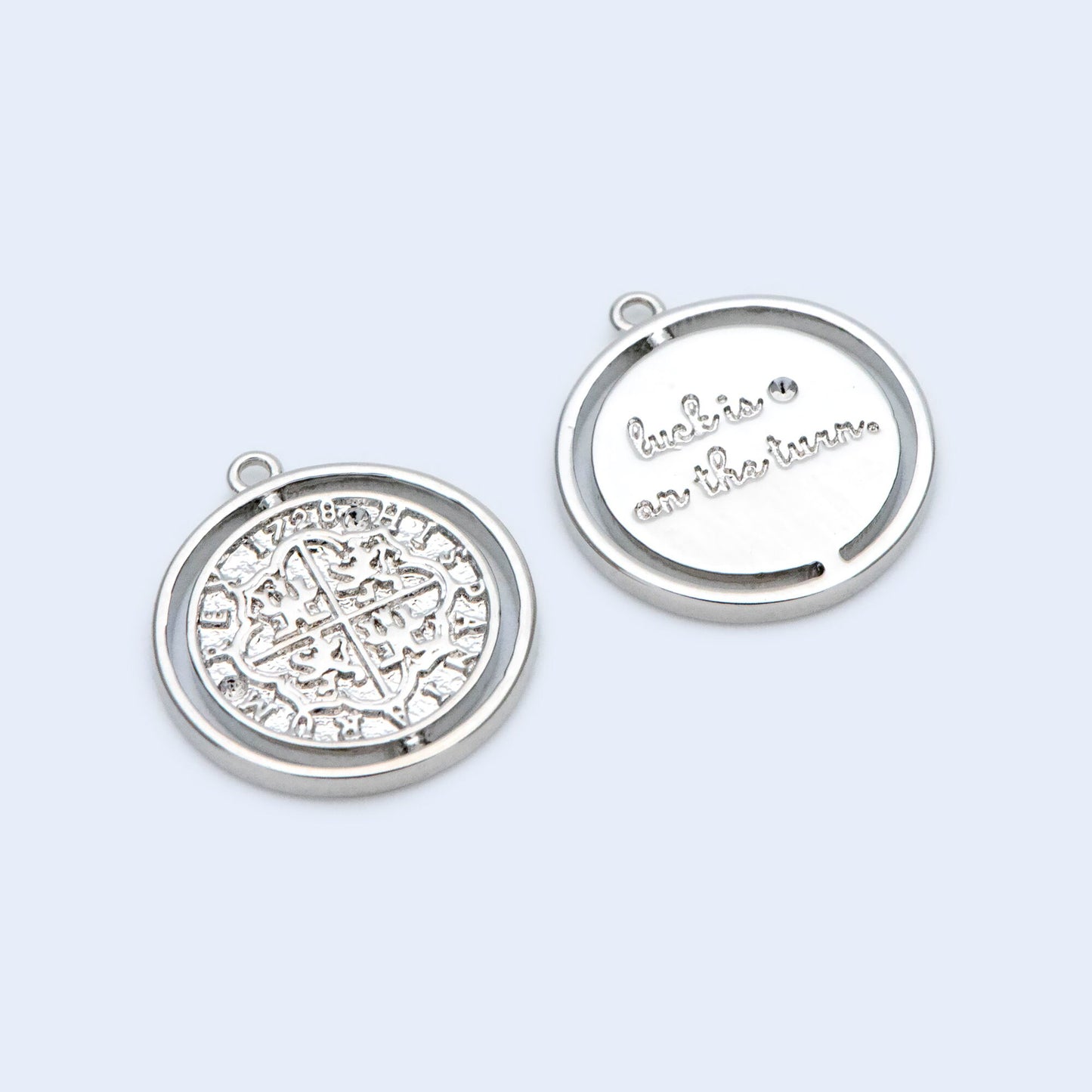 10pcs Gold/ Silver tone Medallion Charm Pendant 16x14mm, Jewelry Supply (GB-1634)