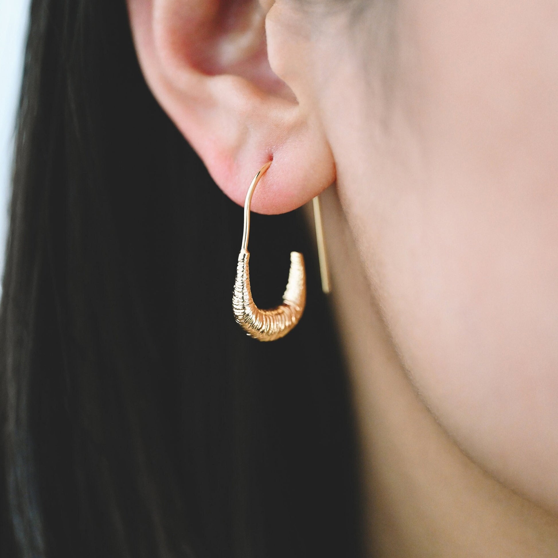 4pcs Gold Brushed Oval Ear Hooks 30x18mm, Gold plated Brass, Simple Earwires Earring Components (GB-3920)