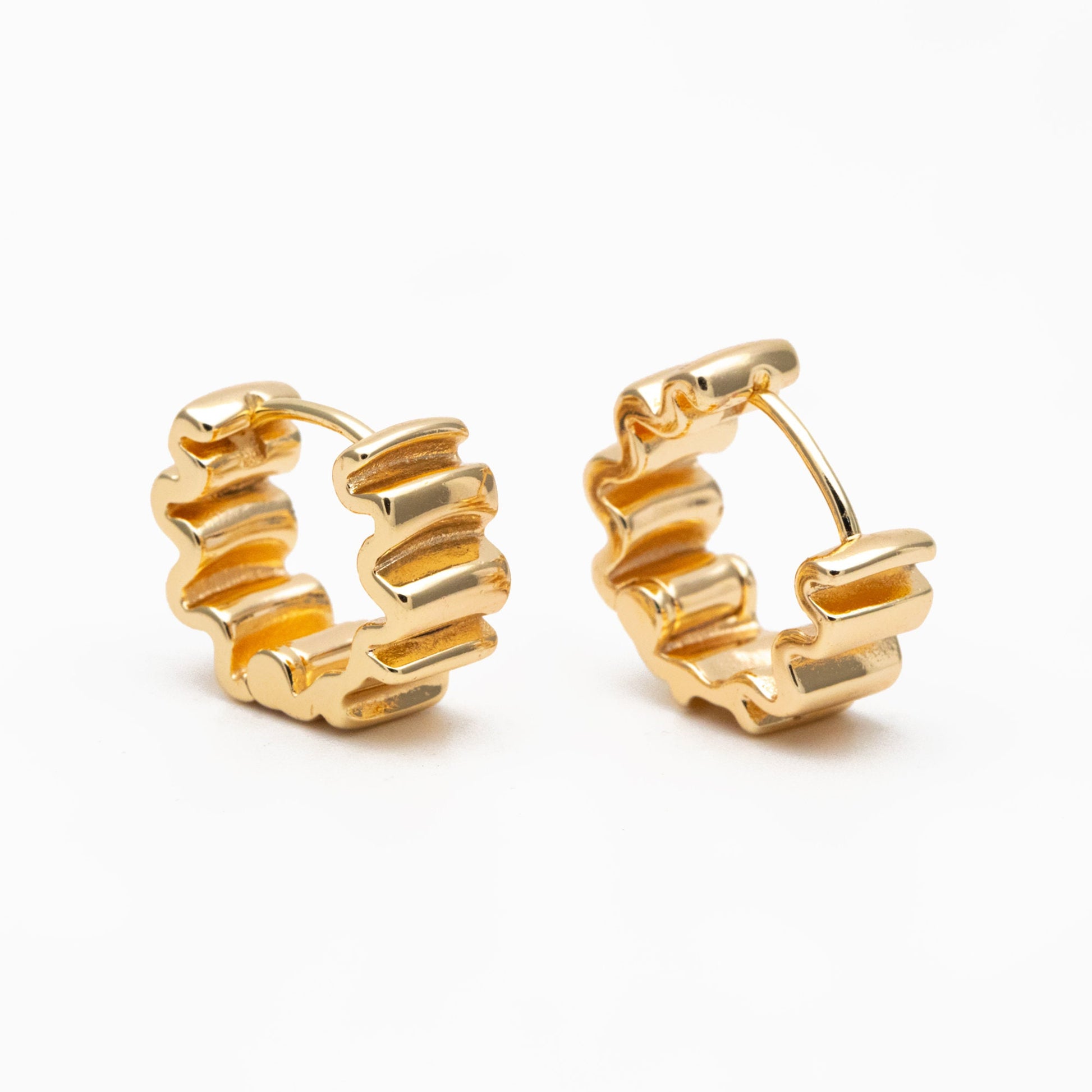 4pcs Gold/ Silver Wave Hoop Earrings, Gold/ Rhodium Plated Brass Huggie Earrings, Huggie Hoops (GB-4283)