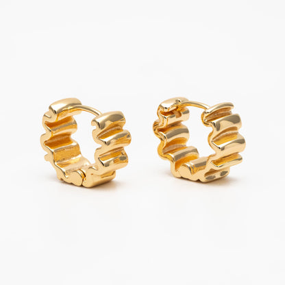 4pcs Gold/ Silver Wave Hoop Earrings, Gold/ Rhodium Plated Brass Huggie Earrings, Huggie Hoops (GB-4283)