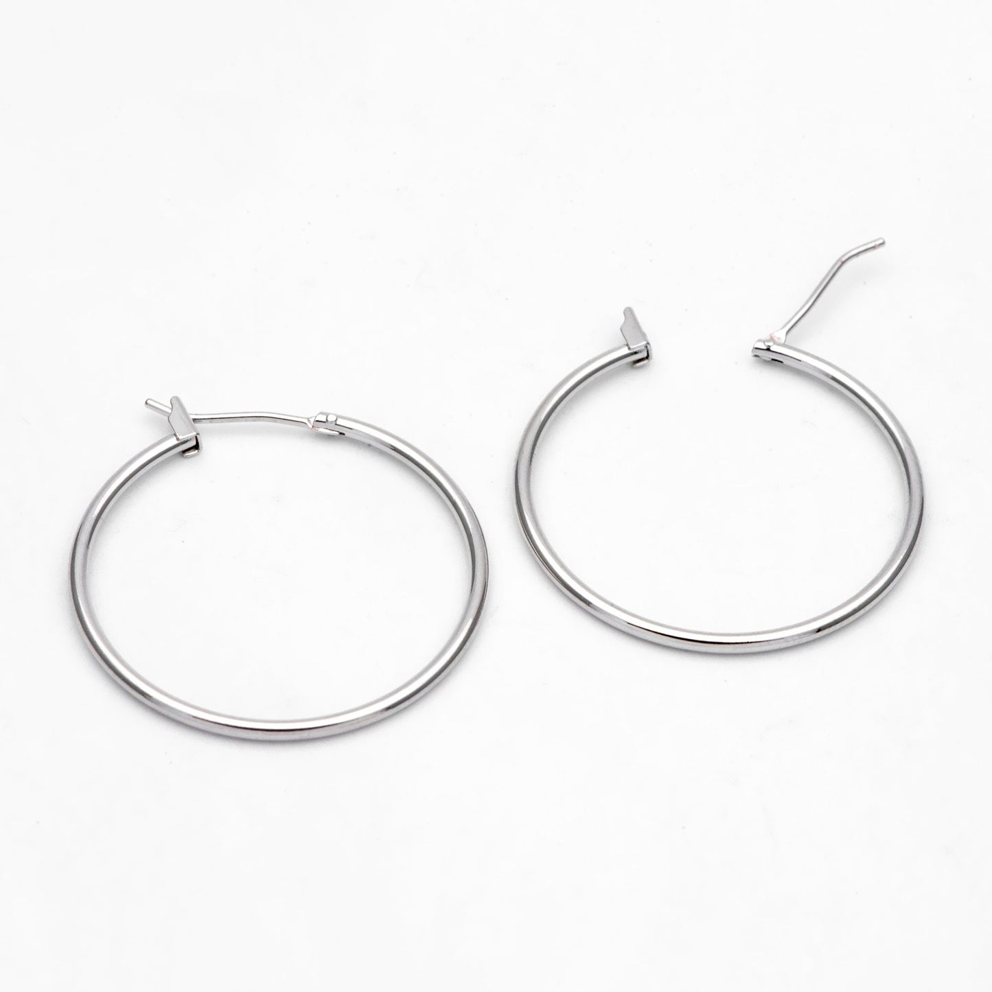 10pcs Gold/ Silver Tone Hoop Earrings, Size 15/ 20/ 25/ 30/ 35/ 40/ 45mm by 1.5mm Thick, Huggie Minimalist Earrings (GB-2812)