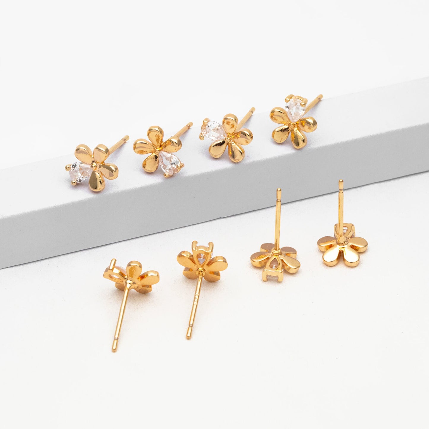 10pcs CZ Pave Gold Flower Earrings, Gold Plated Brass, Dainty Flower Stud Earrings (GB-4261)