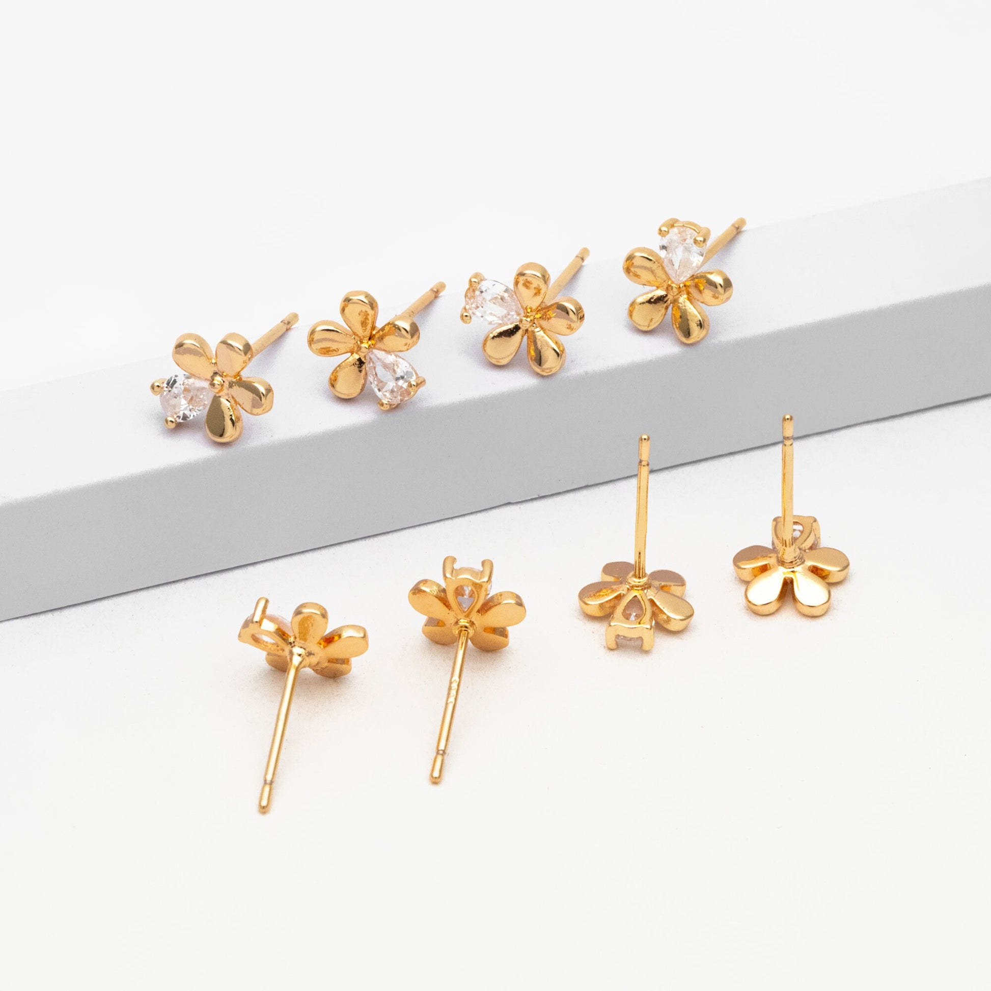 10pcs CZ Pave Gold Flower Earrings, Gold Plated Brass, Dainty Flower Stud Earrings (GB-4261)