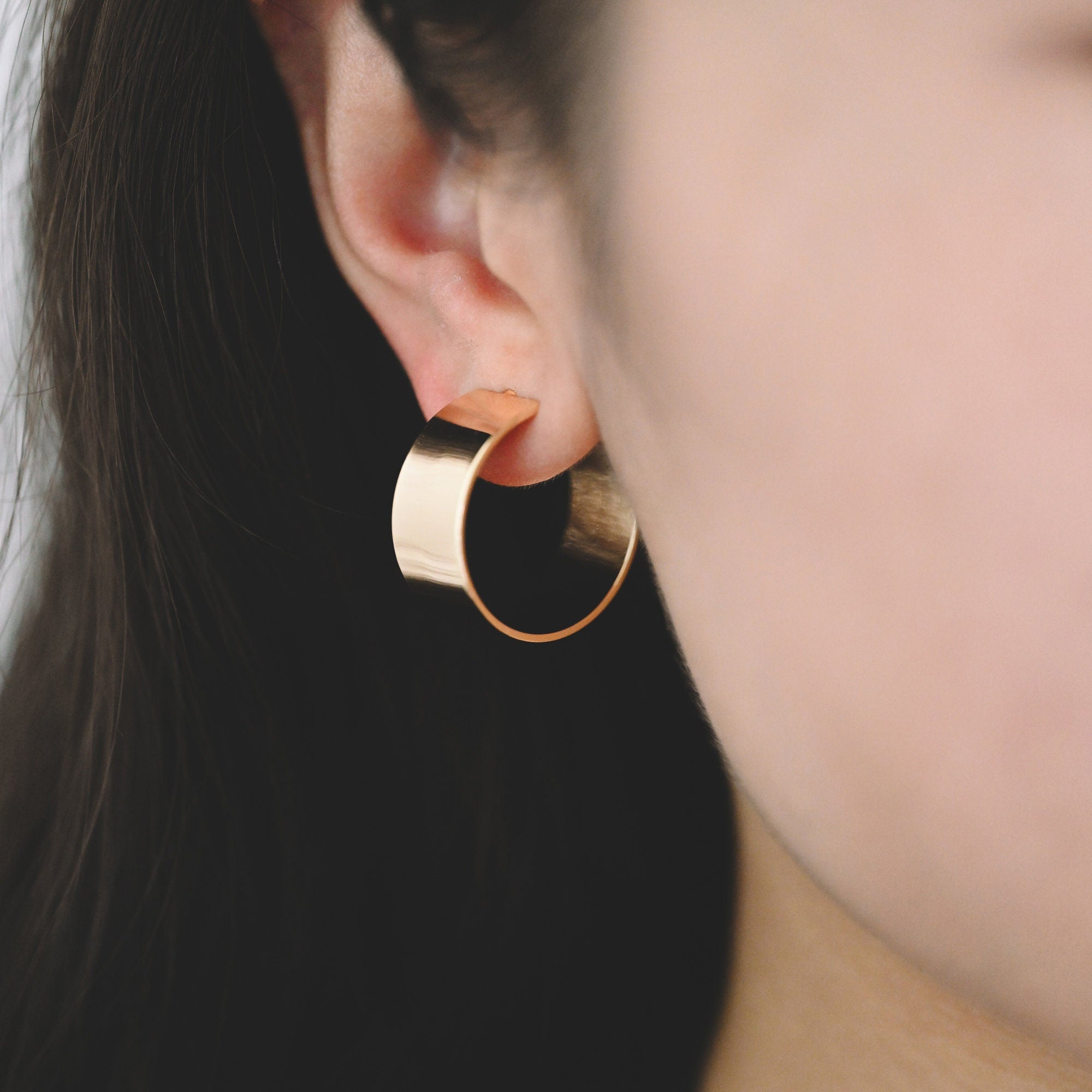 10pcs Gold Flat Hoops 25mm, Gold plated Brass, Geometric Hoop Stud Earrings (GB-1795)