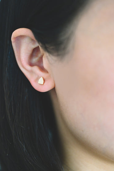 10pcs Gold Shield Earrings 6X5mm, Real Gold Plated Brass Minimalist Earring Studs (GB-4146)