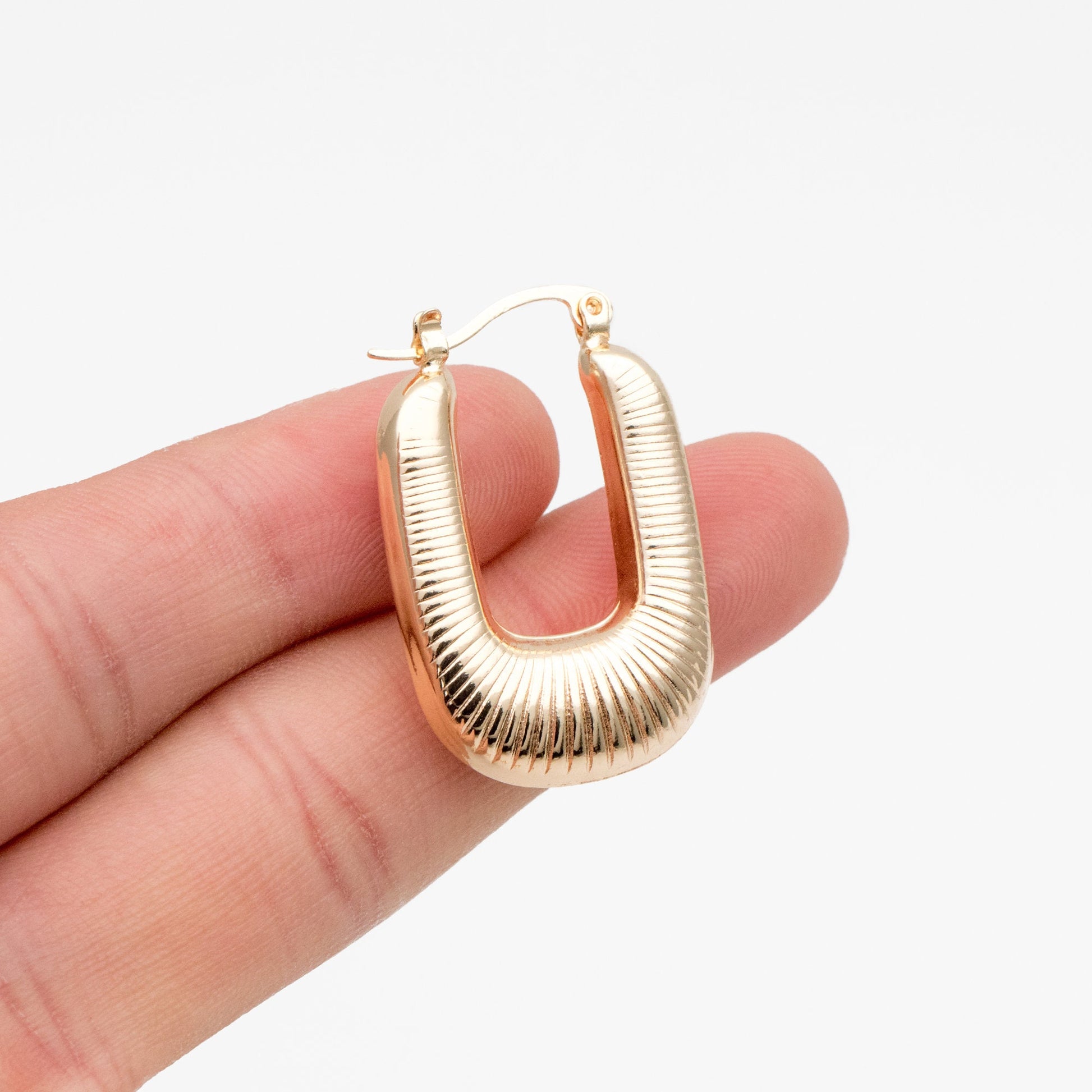 4pcs Gold U-Shaped Earrings 35x22mm, Real Gold plated Brass, Minimalist Hoop Earrings (GB-4268)