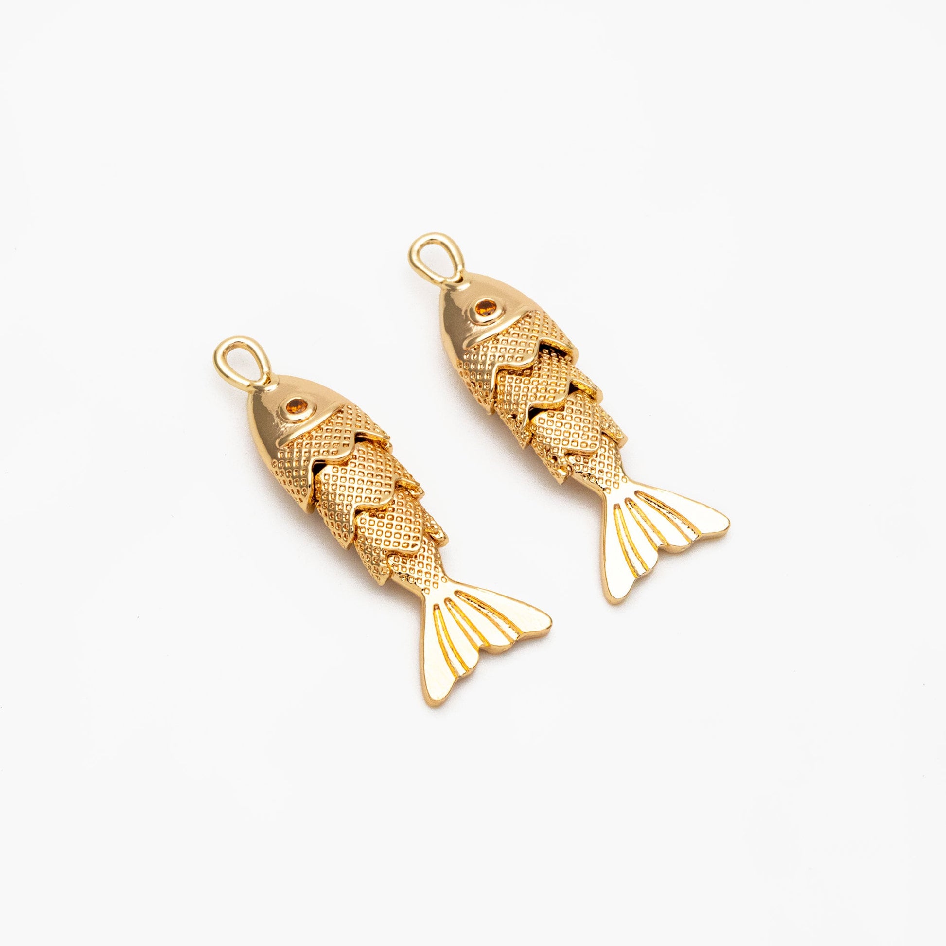 4pcs Gold/ Silver 3D Fish Charms, Gold/ Rhodium Plated Brass, Fish Pendants (GB-4274)