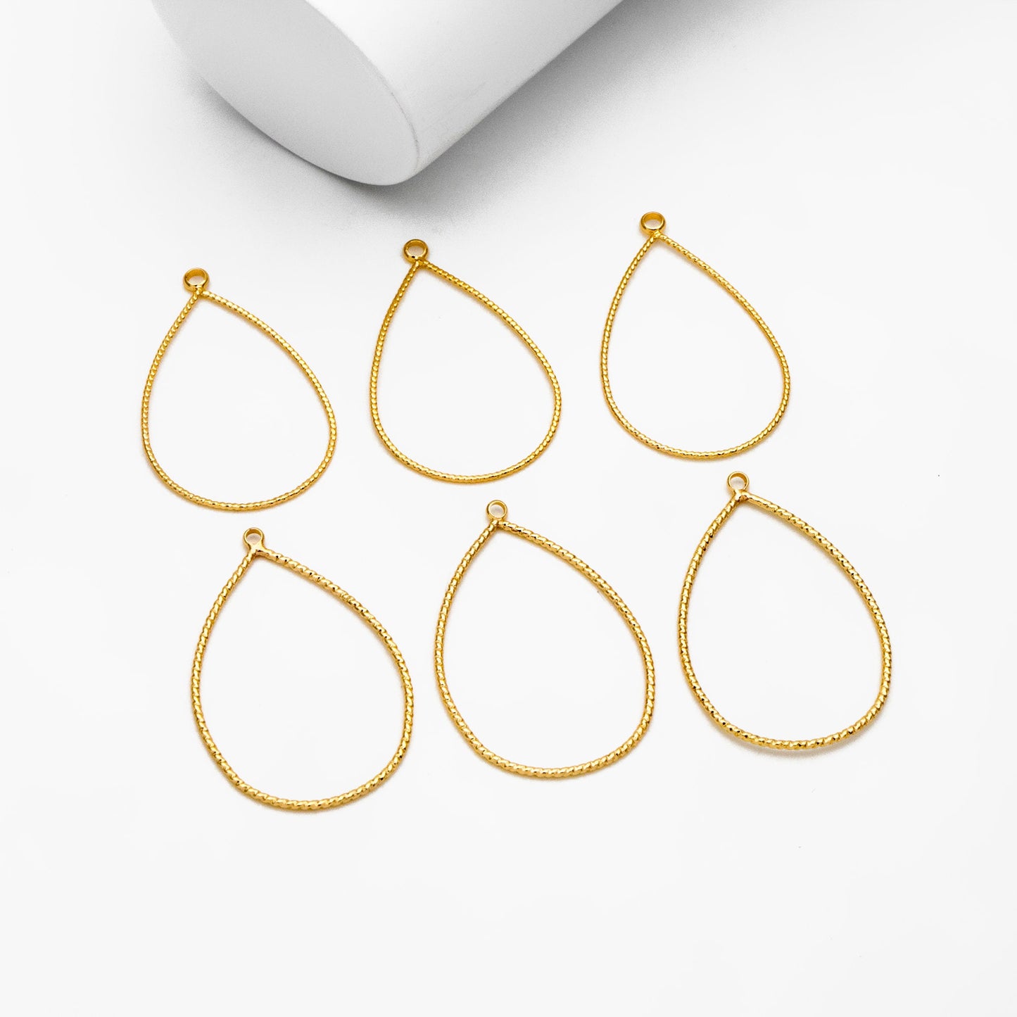 10pcs Gold Teardrop Pendants 28/ 35mm, Gold plated Brass Drop Charms, Geometric Link Hoops (GB-212)