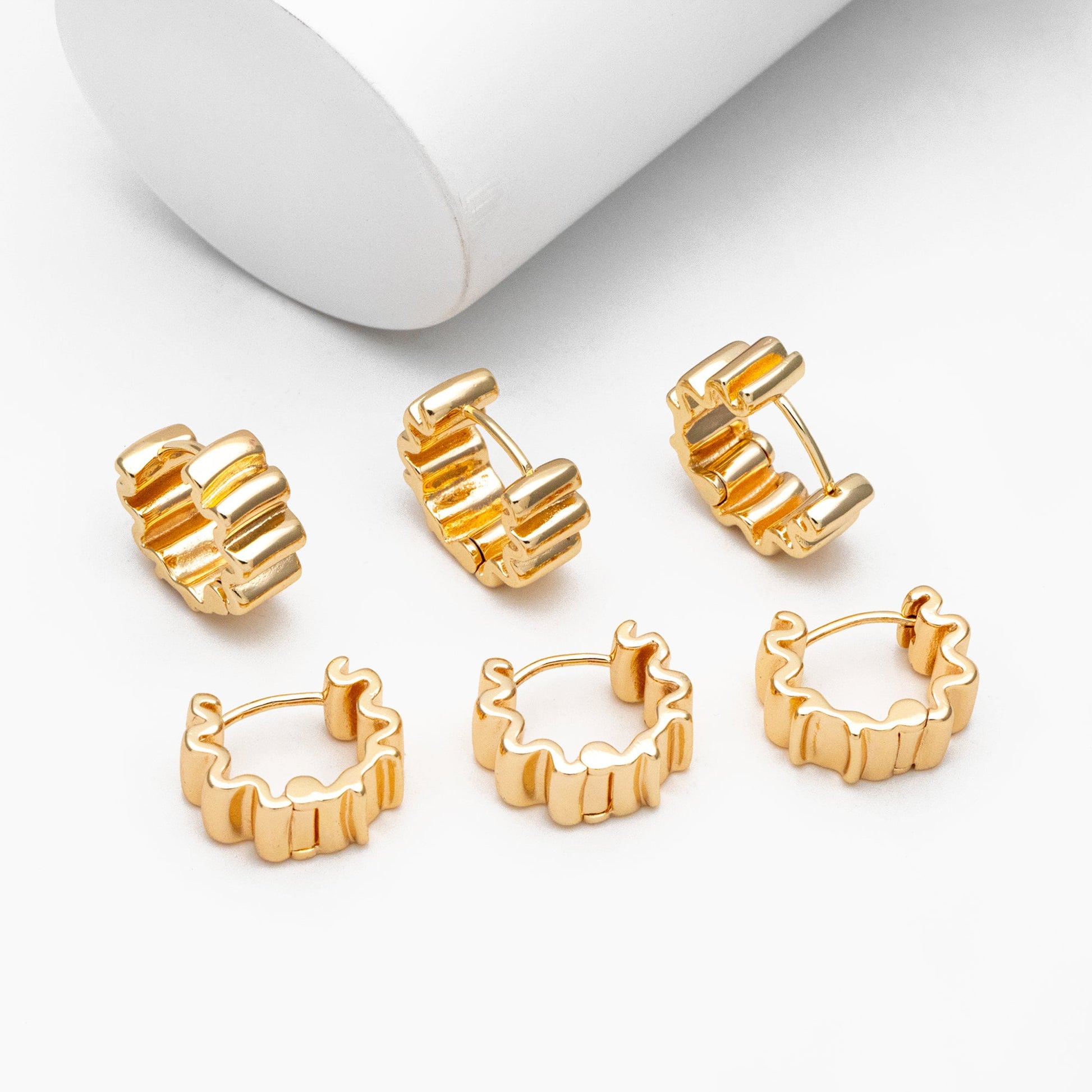 4pcs Gold/ Silver Wave Hoop Earrings, Gold/ Rhodium Plated Brass Huggie Earrings, Huggie Hoops (GB-4283)