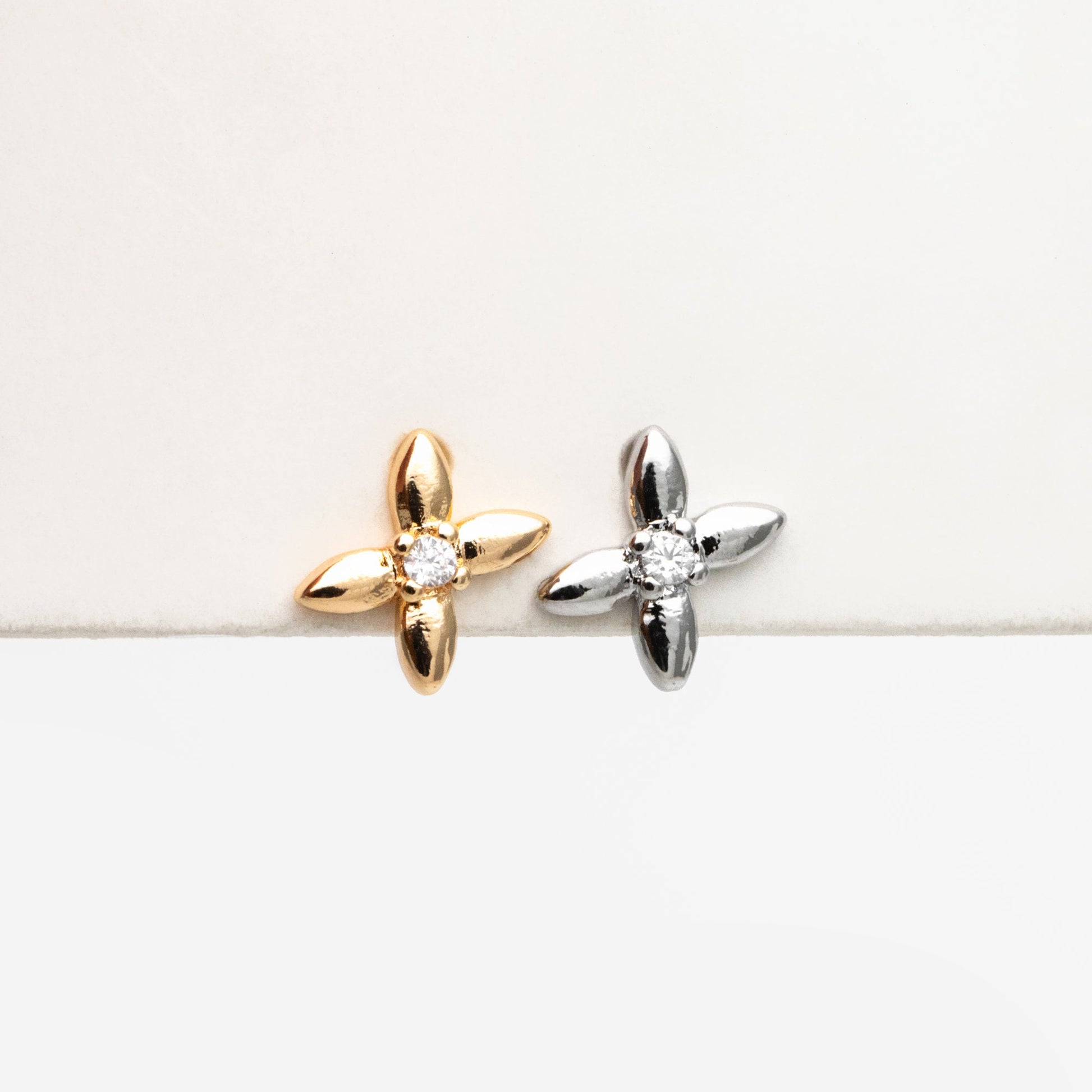 10pcs CZ Pave Gold/ Silver Tone Flower Earrings, Gold/ Rhodium Plated Brass, Dainty Flower Stud Earrings (GB-4332)