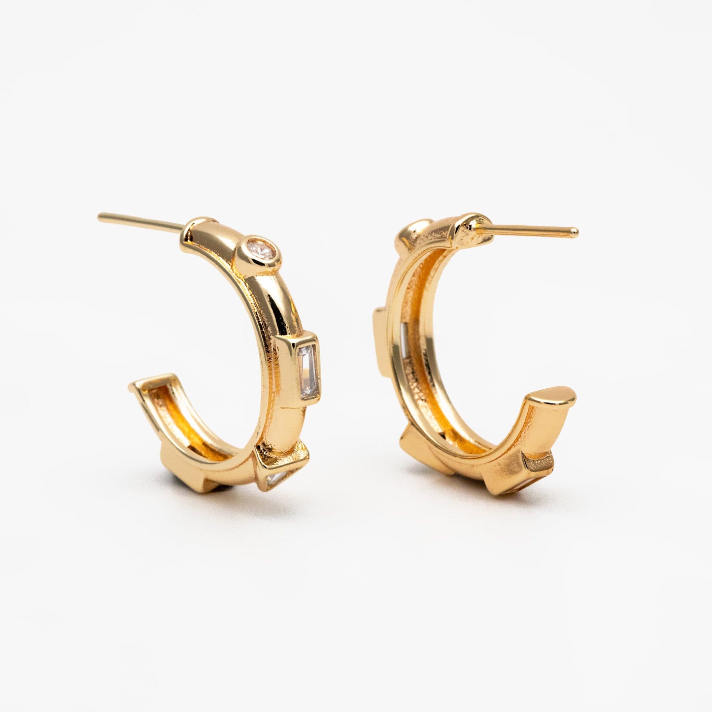 4pcs CZ Pave Gold Round Circle Earrings, Gold plated Brass, Geometric Hoop Stud Earrings (GB-4338)