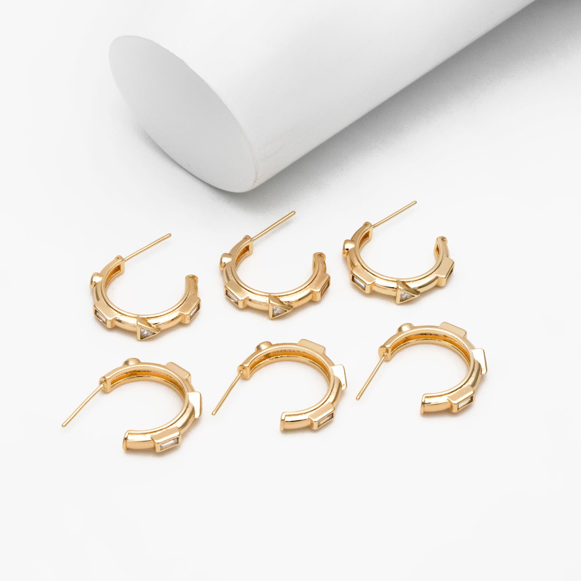 4pcs CZ Pave Gold Round Circle Earrings, Gold plated Brass, Geometric Hoop Stud Earrings (GB-4338)