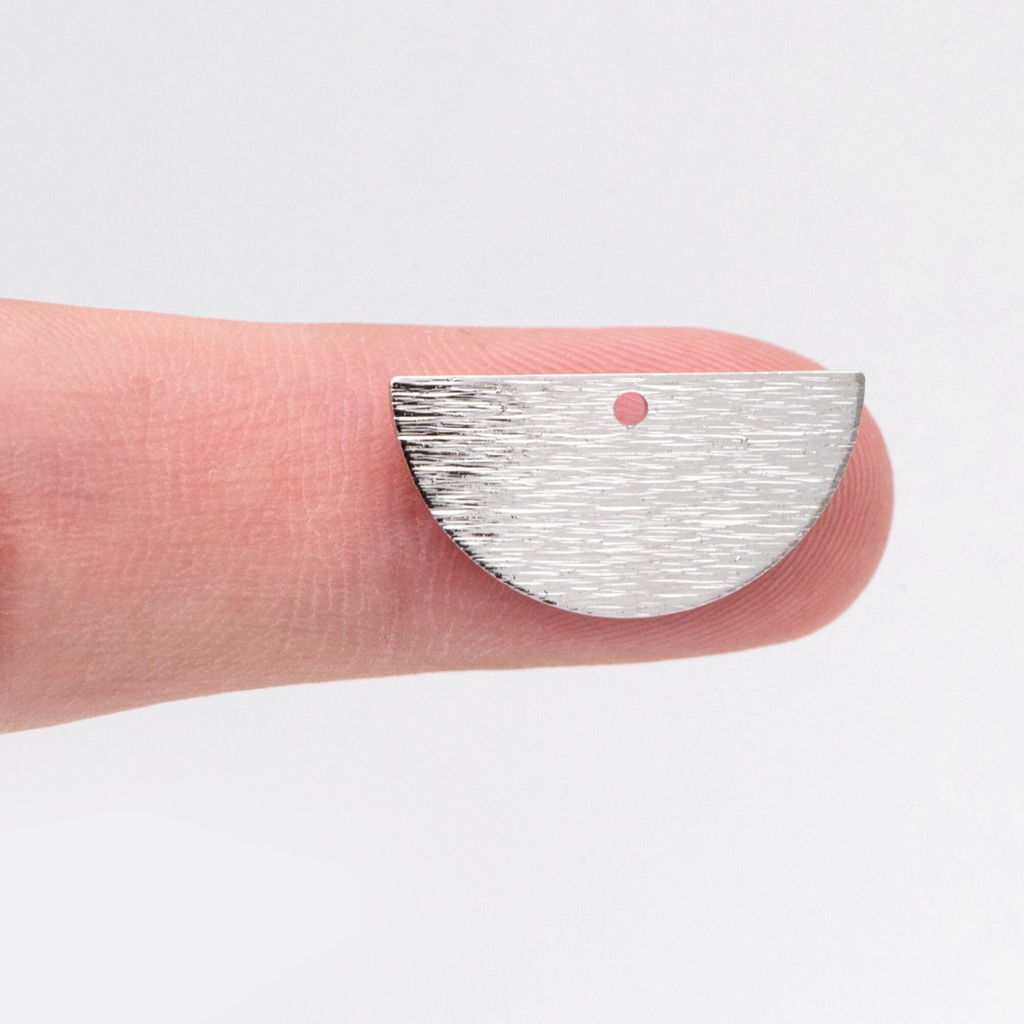 10pcs Brushed Gold/ Silver Semicircle Charms 21/ 24mm, Geometric Disc Coins, Semi Round Pendants (GB-3817)