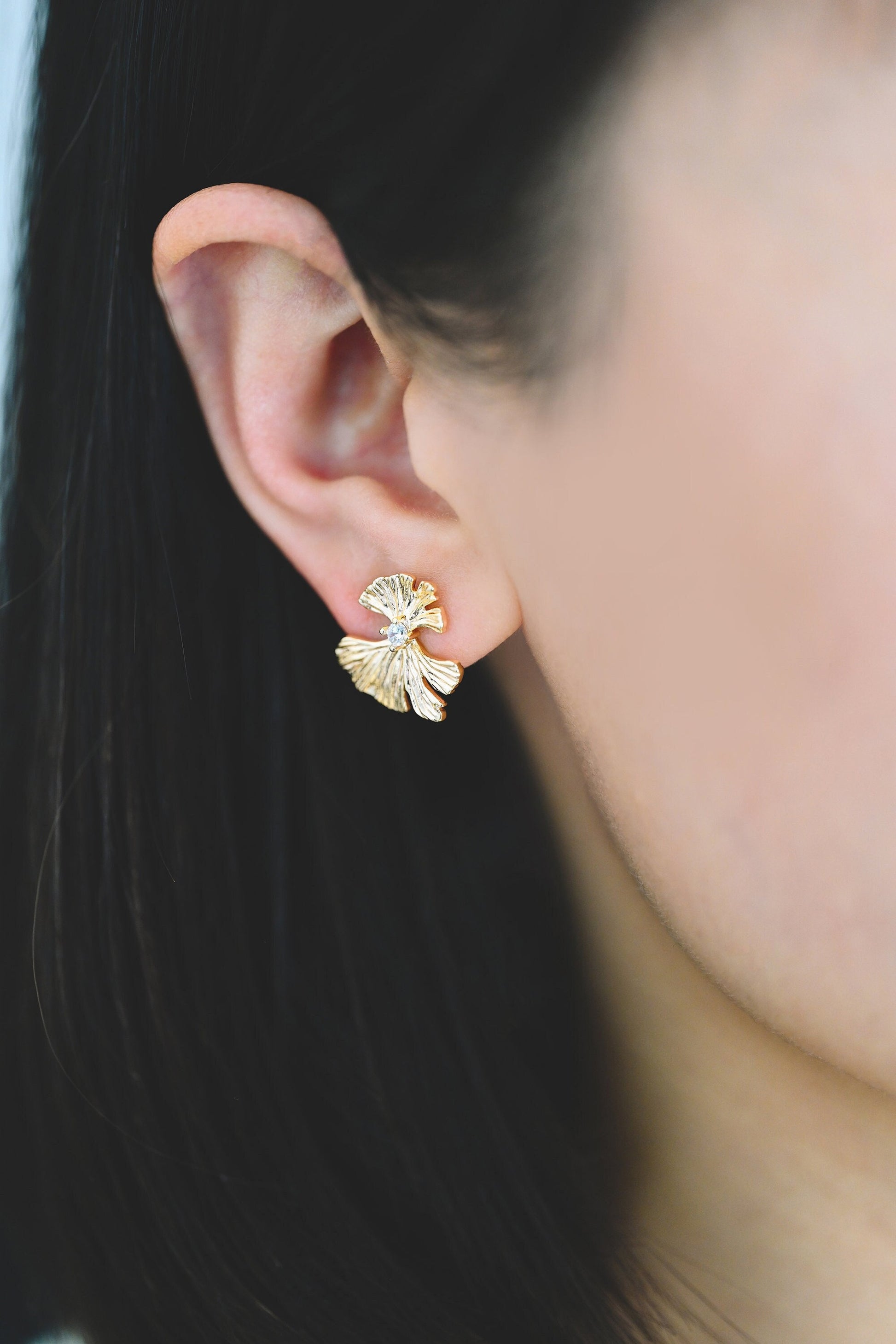 4pcs CZ Pave Gold Ginkgo Leaf Earrings 16mm, Gold Plated Brass Leaf Stud Earrings (GB-4225)