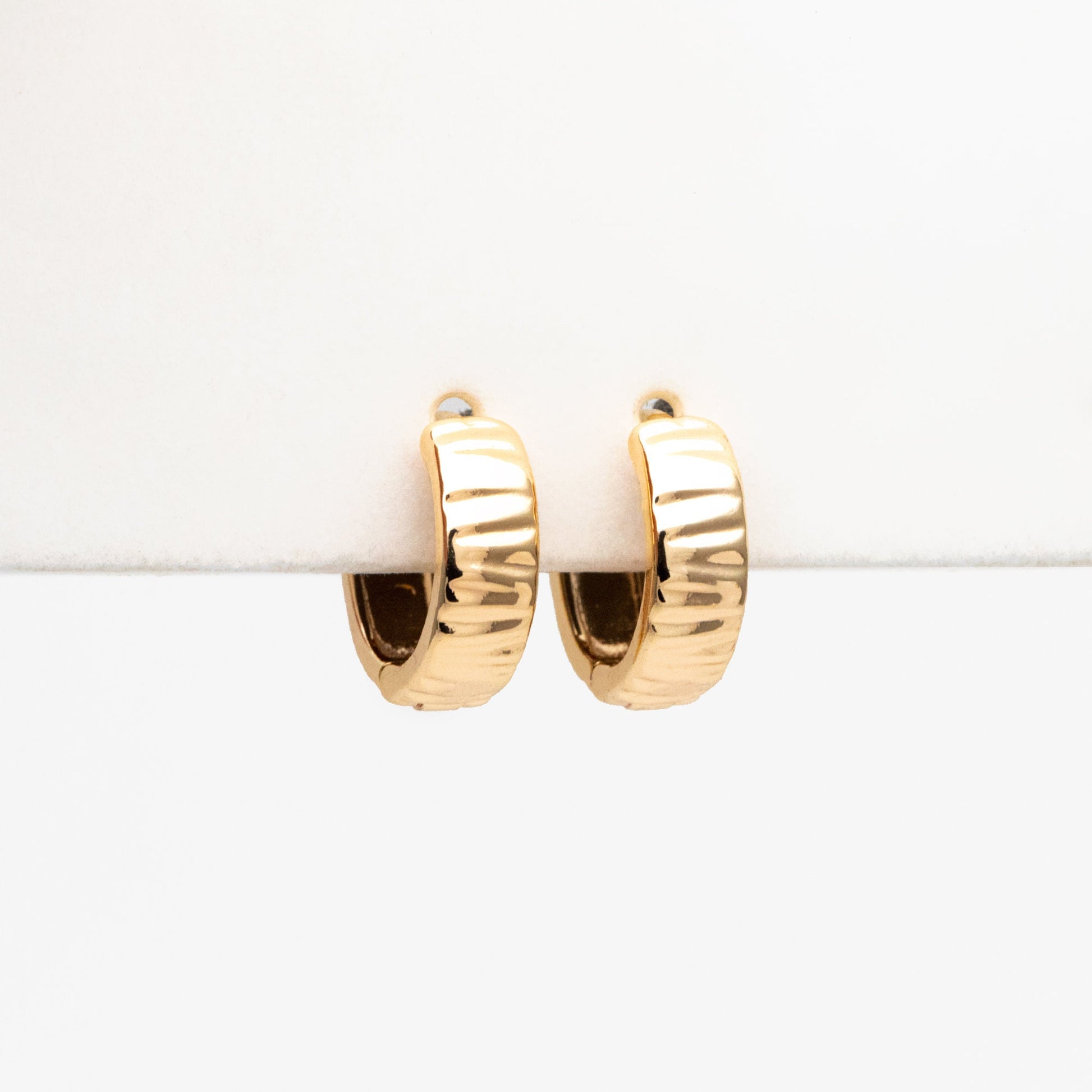 4pcs Gold/ Silver Wrinkled Hoop Earrings, Gold Huggie Earrings, Gold Hoops, Huggies (GB-4291)