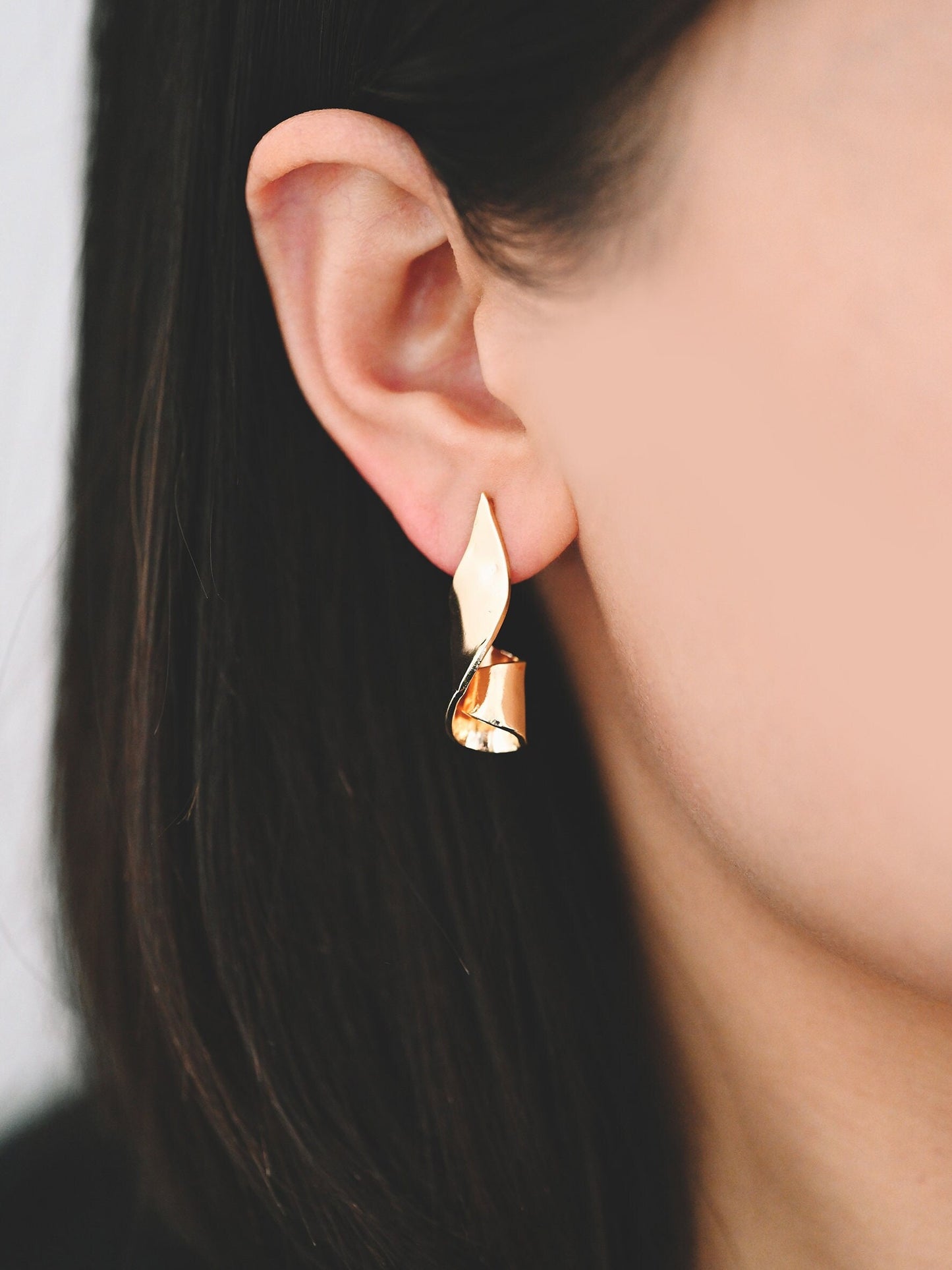 4pcs Gold/ Silver Curly Stud Earrings, 18K Gold/ Rhodium plated Brass, Unique Earrings (GB-4312)