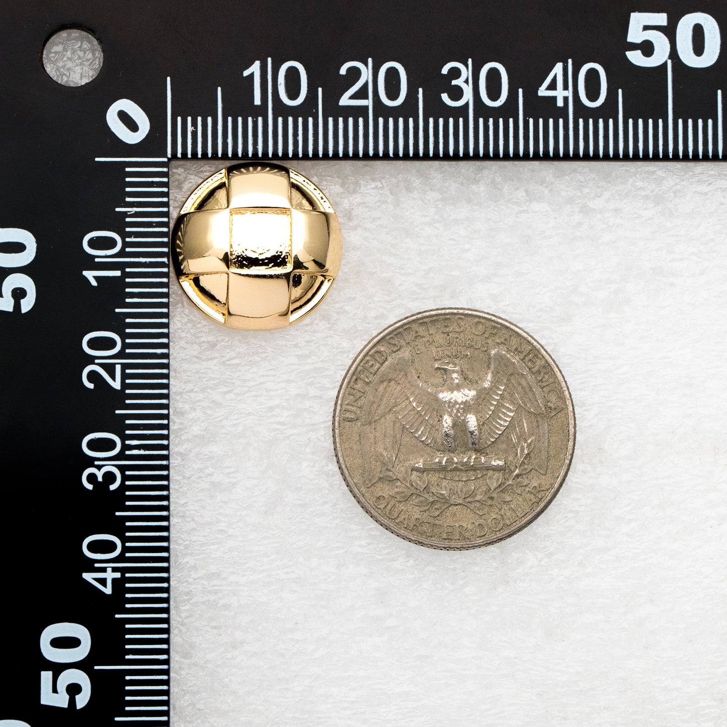 4pcs Gold Round Earrings 17mm, 18K Gold plated Brass, Geometric Stud Earrings (GB-4331)