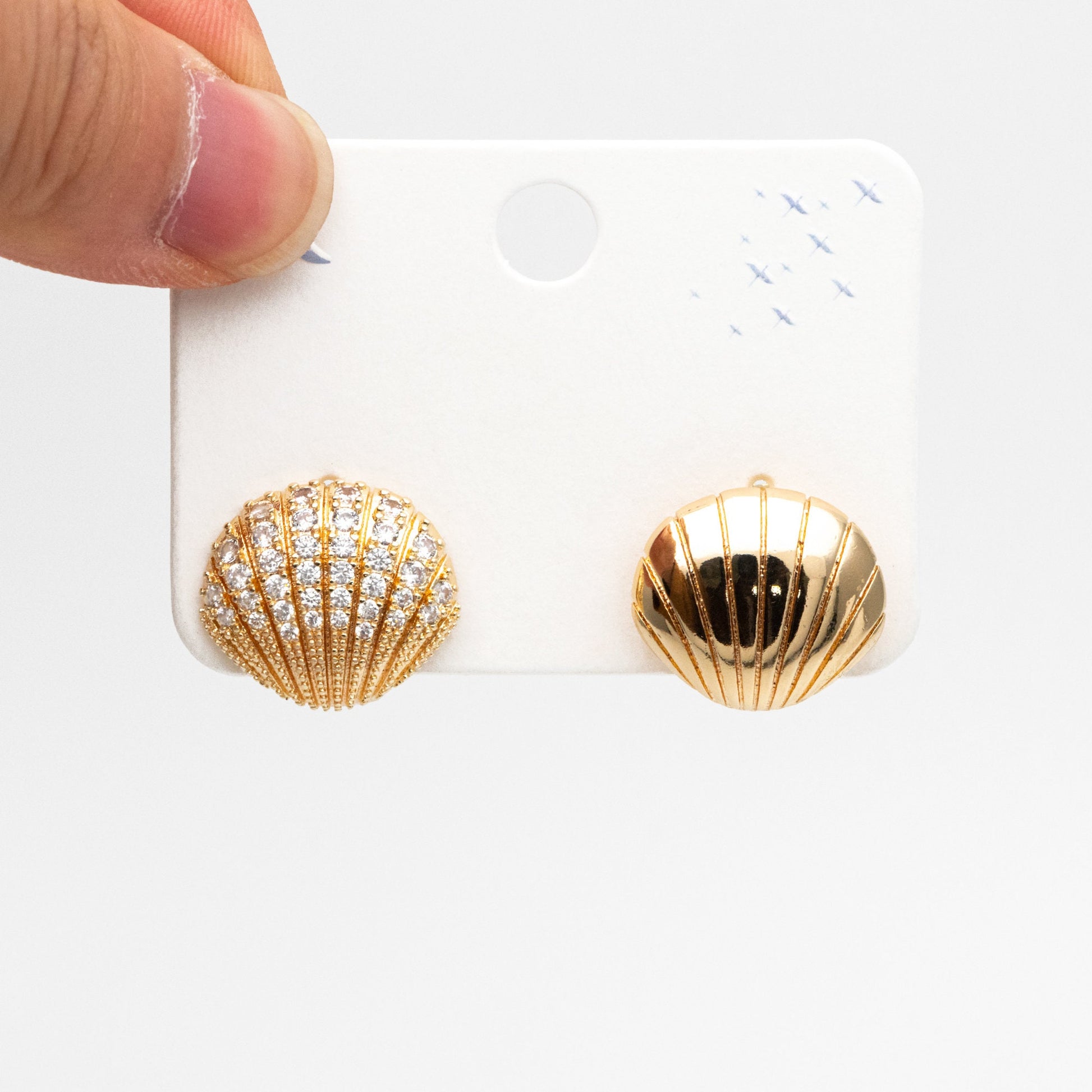 4pcs CZ Pave Gold/ Silver Shell Earrings, Gold/ Rhodium plated Brass, Dainty Seashell Hoop Earrings (GB-4347)