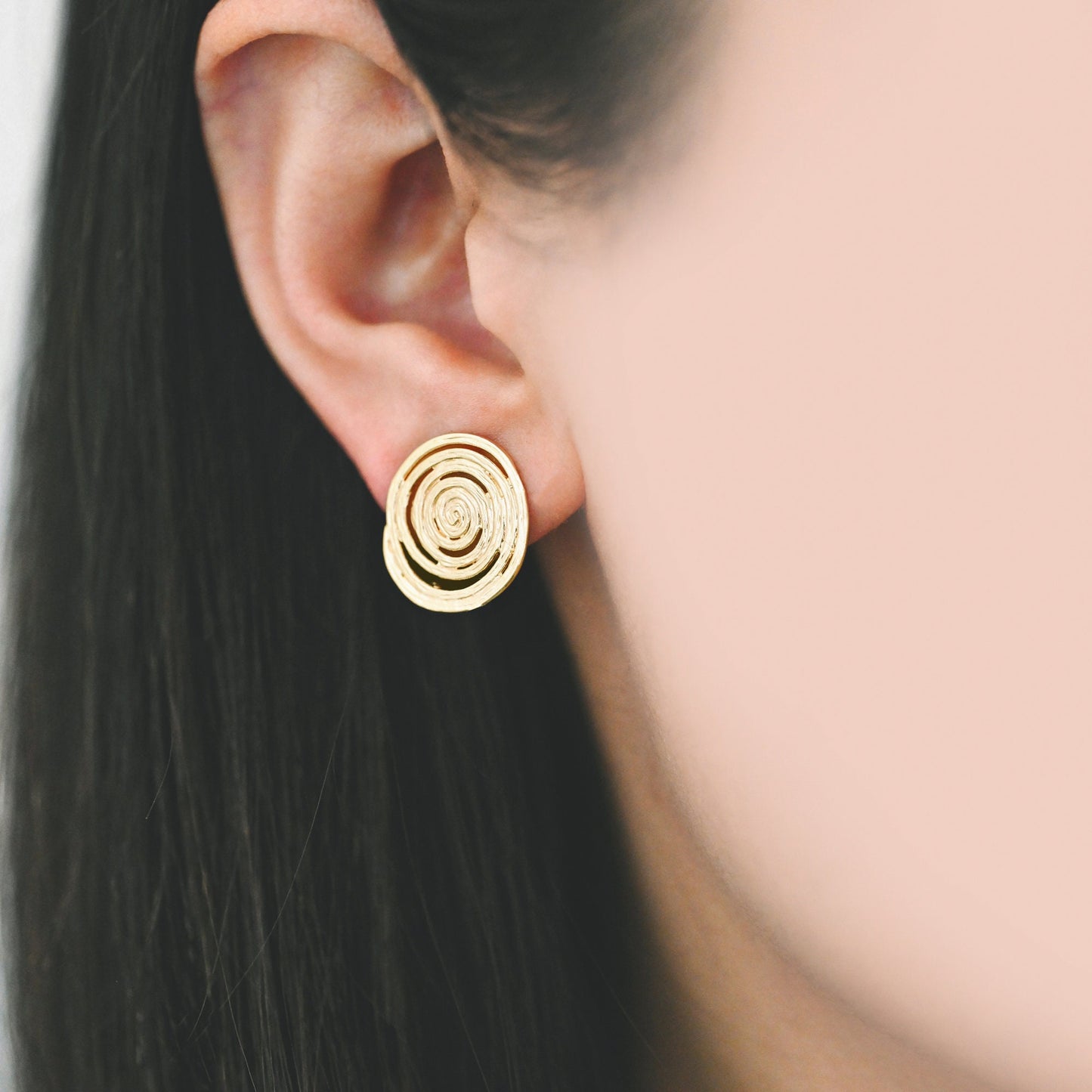 10pcs Gold/ Silver Filigree Round earring with Loop 15x17mm, Gold/ Rhodium plated Brass ear stud (GB-1066)