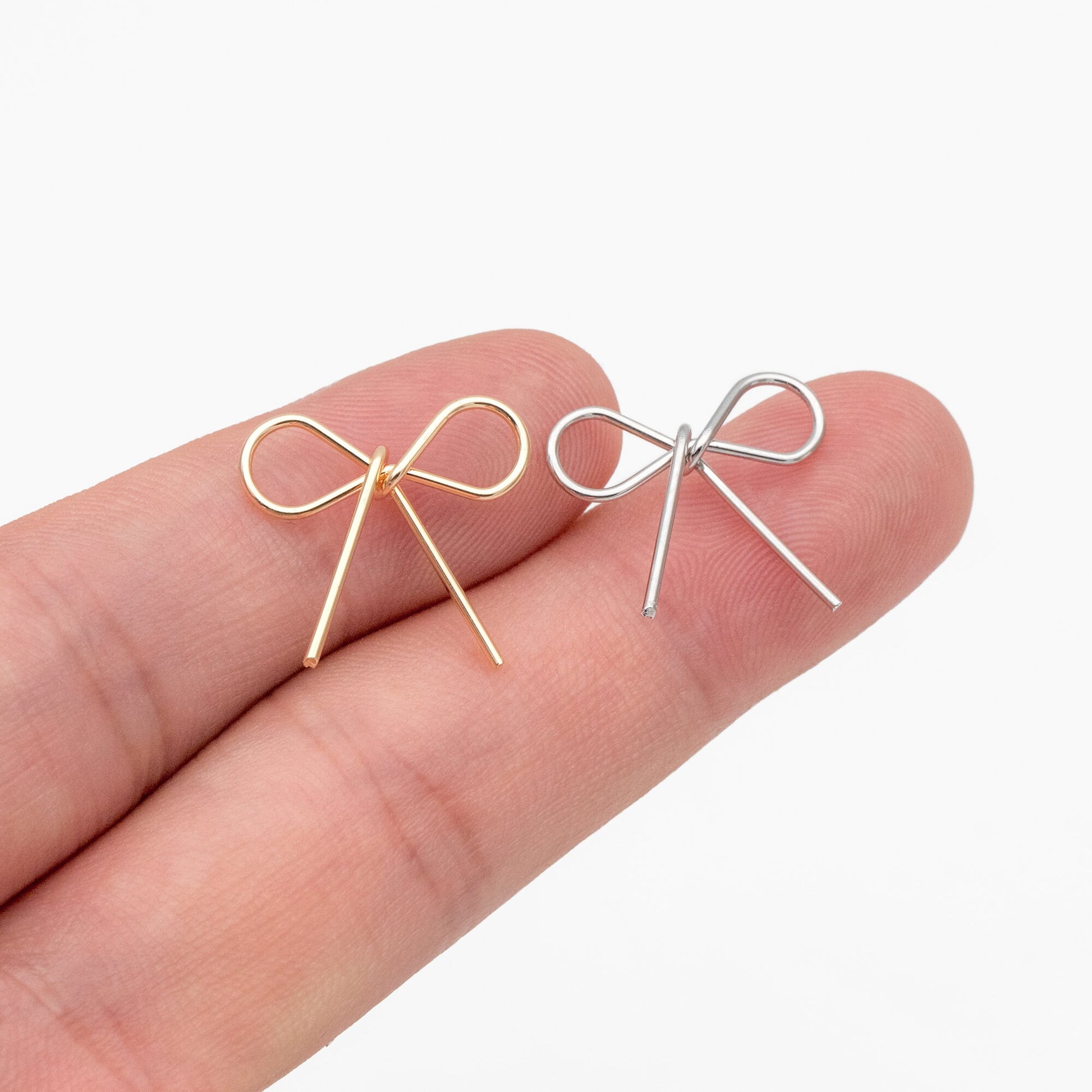 10pcs Gold/ Silver Bowknot Charms, 18K Gold/ Rhodium plated Brass Bow Pendant (#GB-2745-D)