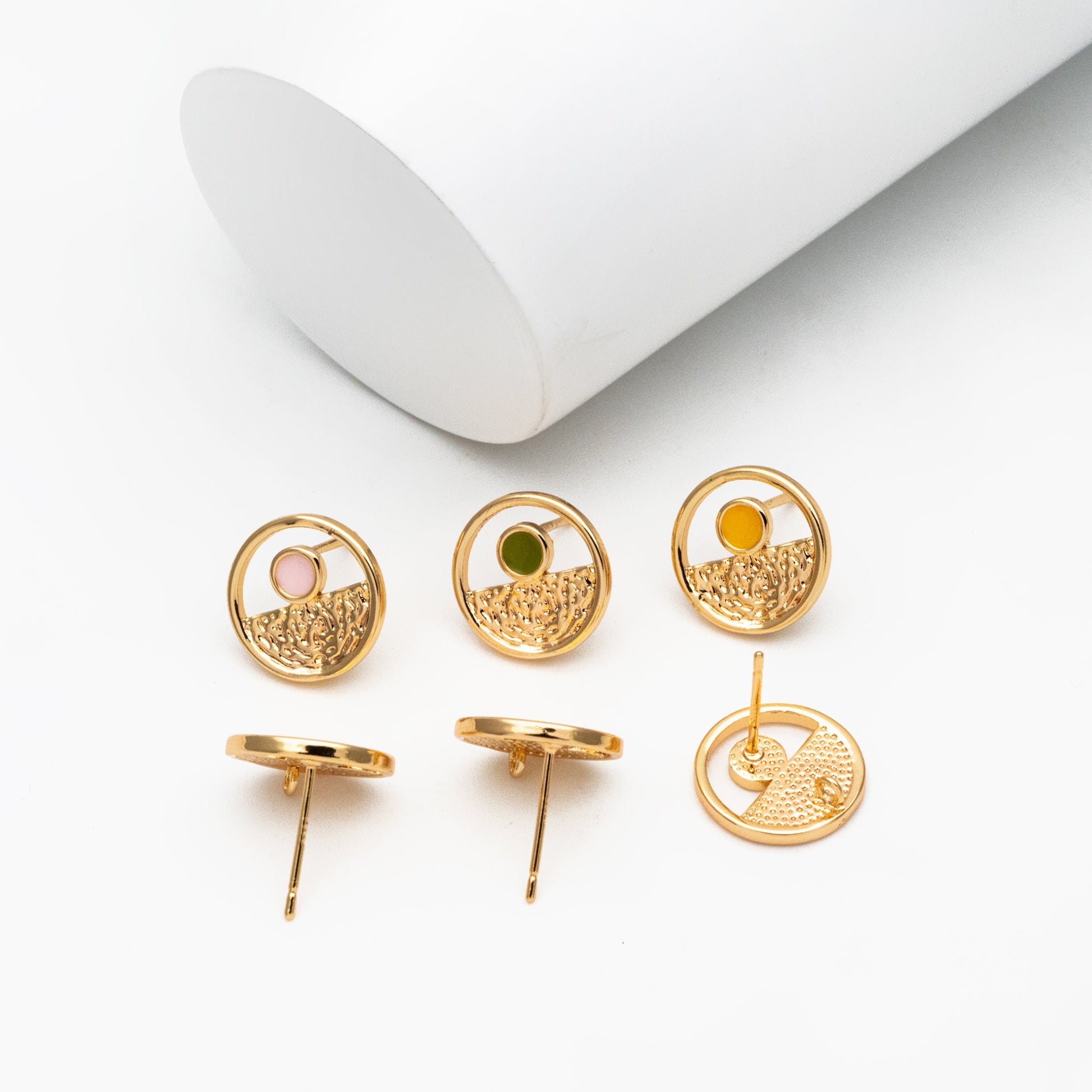 4pcs Gold Enamel Round Earrings 13mm, 18K Gold plated Brass, Geometric Stud Earrings (GB-4399)
