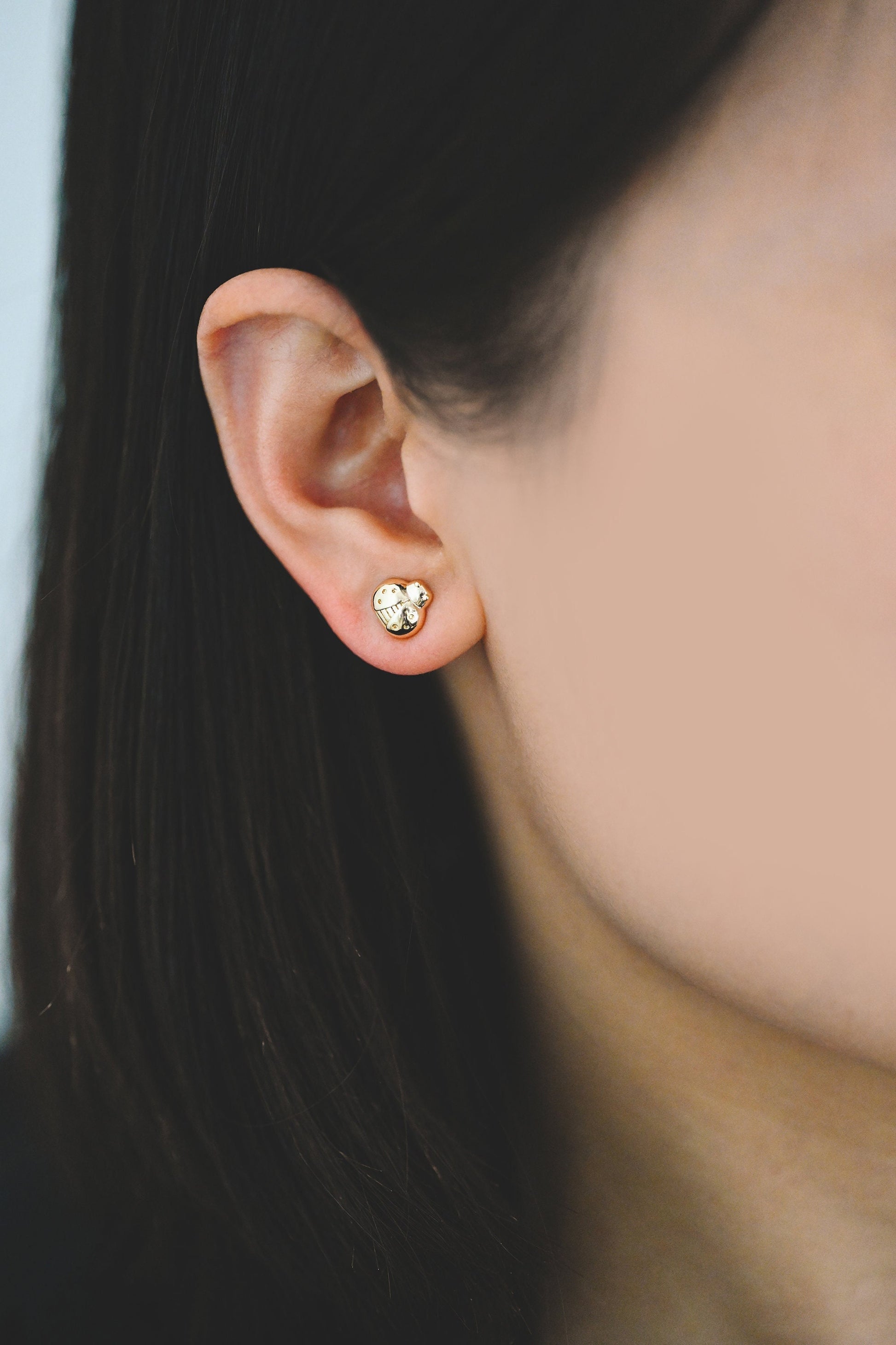 10pcs Gold Ladybug Earrings 8x8mm, Gold Plated Brass Cute Insect Stud Earrings (GB-4029)