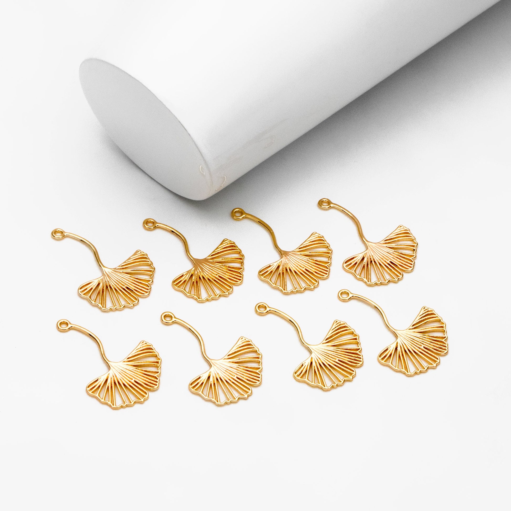 10pcs Gold Ginkgo Leaf Charm 26x17mm, Gold plated Brass, Hollow Leaf Pendant (GB-4425-A)