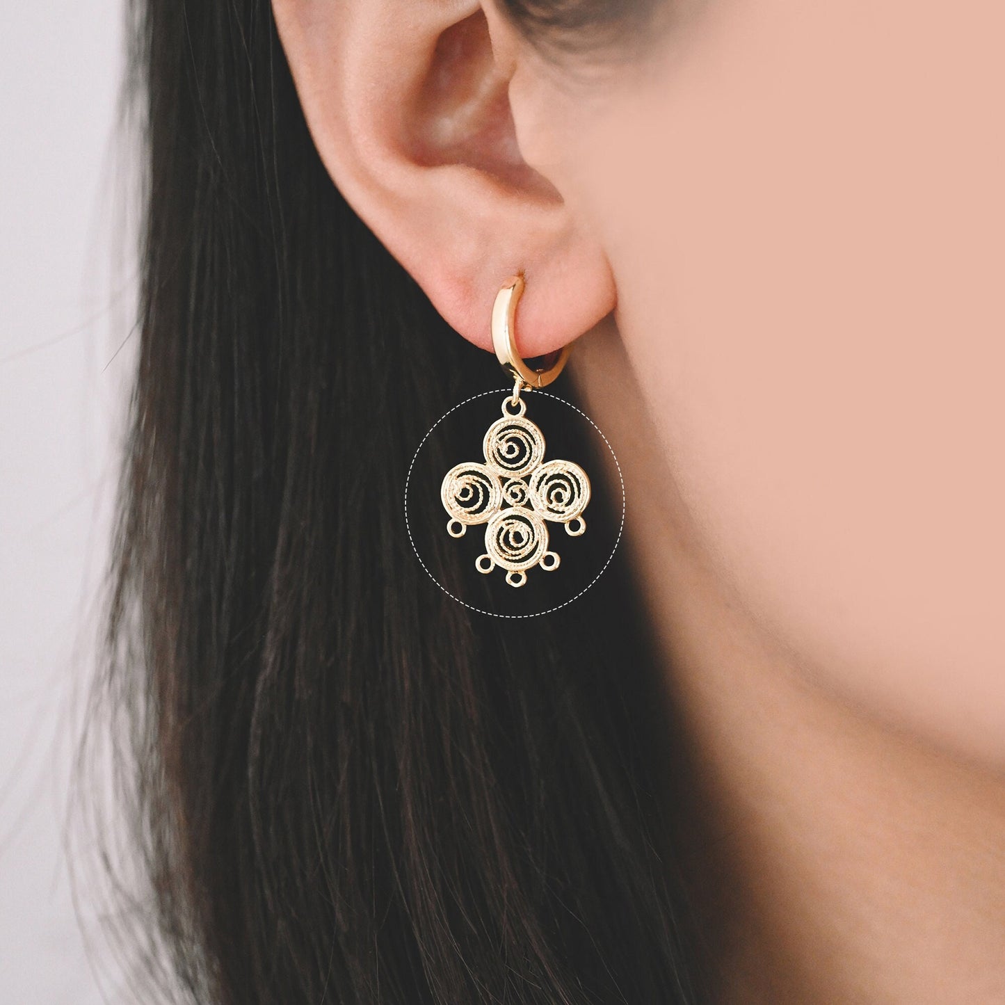 10pcs Gold Filigree Connectors, Gold plated Brass Earring Charms, Necklace Pendants with Loops 22x17mm (GB-1550)