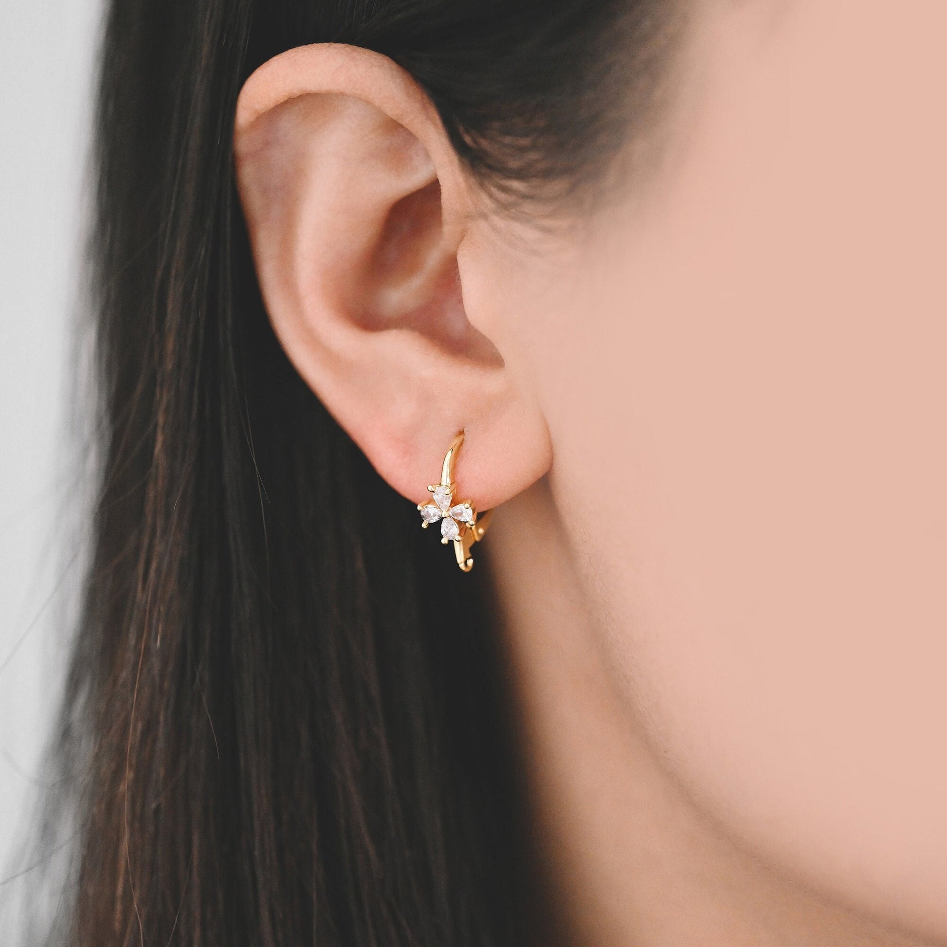 4pcs CZ Pave Clover Leverback Ear Hooks, 18K Gold plated Brass, Earring Component Hooks (GB-1601)