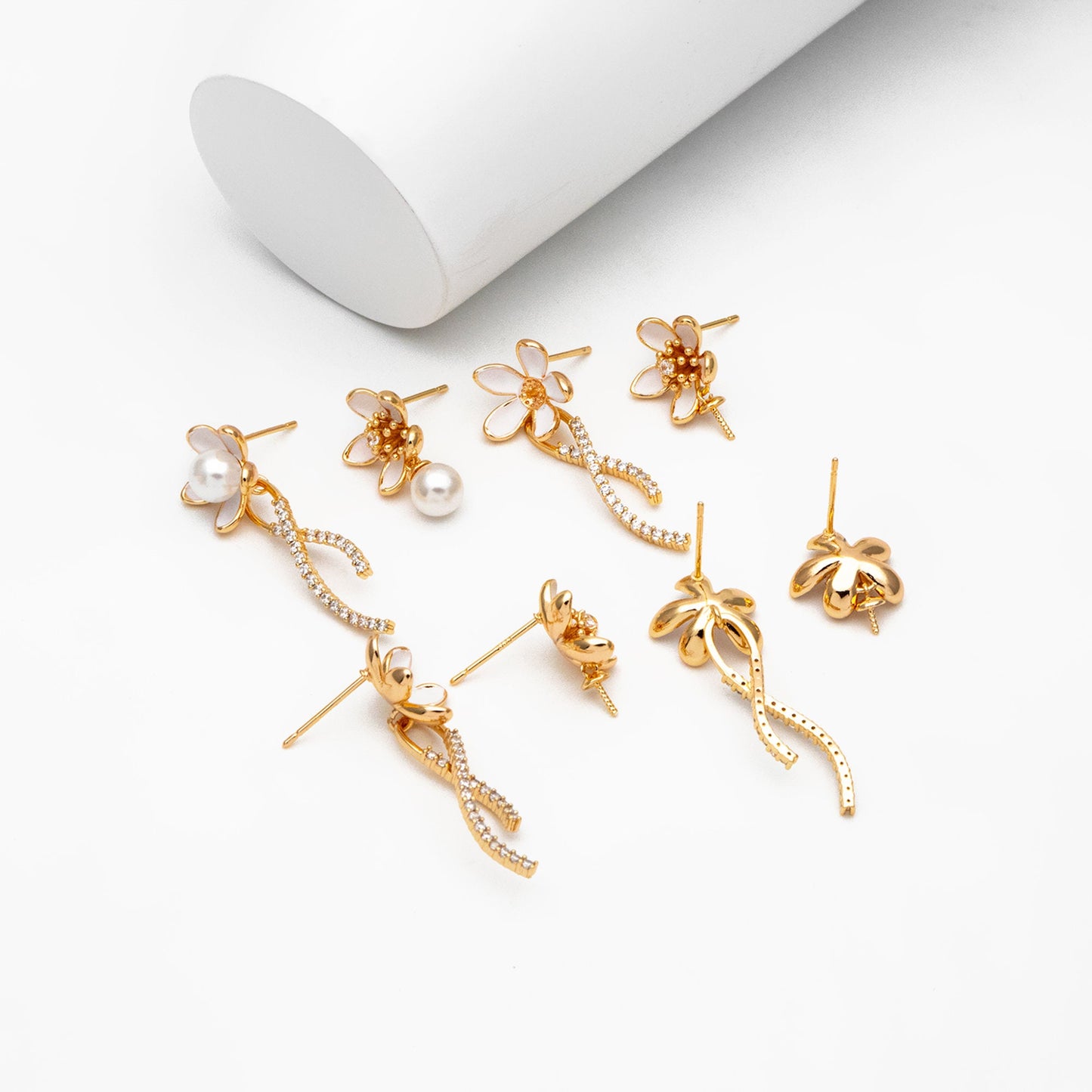 4pcs CZ Pave Gold Enamel Flower Asymmetry Earrings, Pearl Peg Earring Mounts, Half Drilled Pearl Earring Settings (GB-4356)