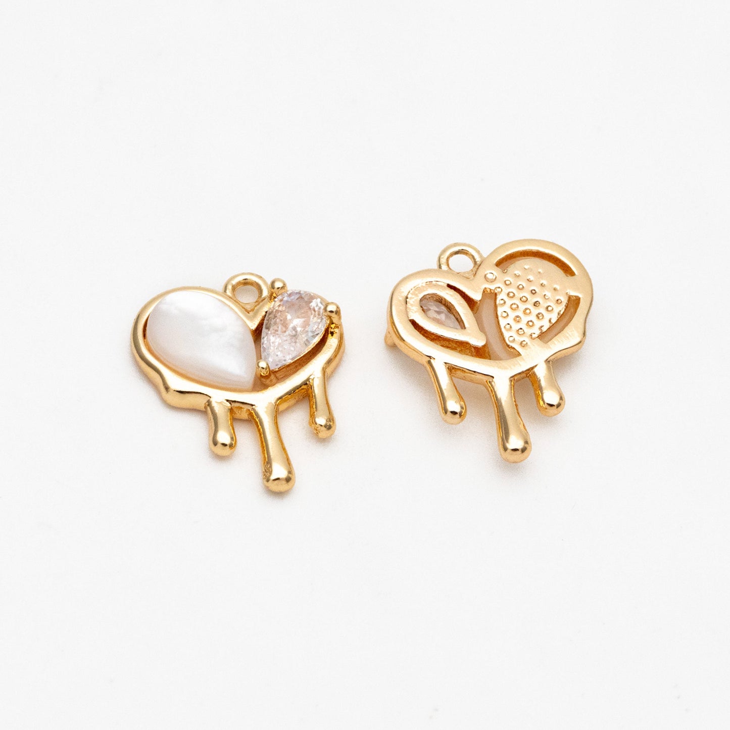 4pcs Shell Pave Heart Charms, 18K Gold plated Brass, CZ Gold Heart Pendants (GB-2782-O)