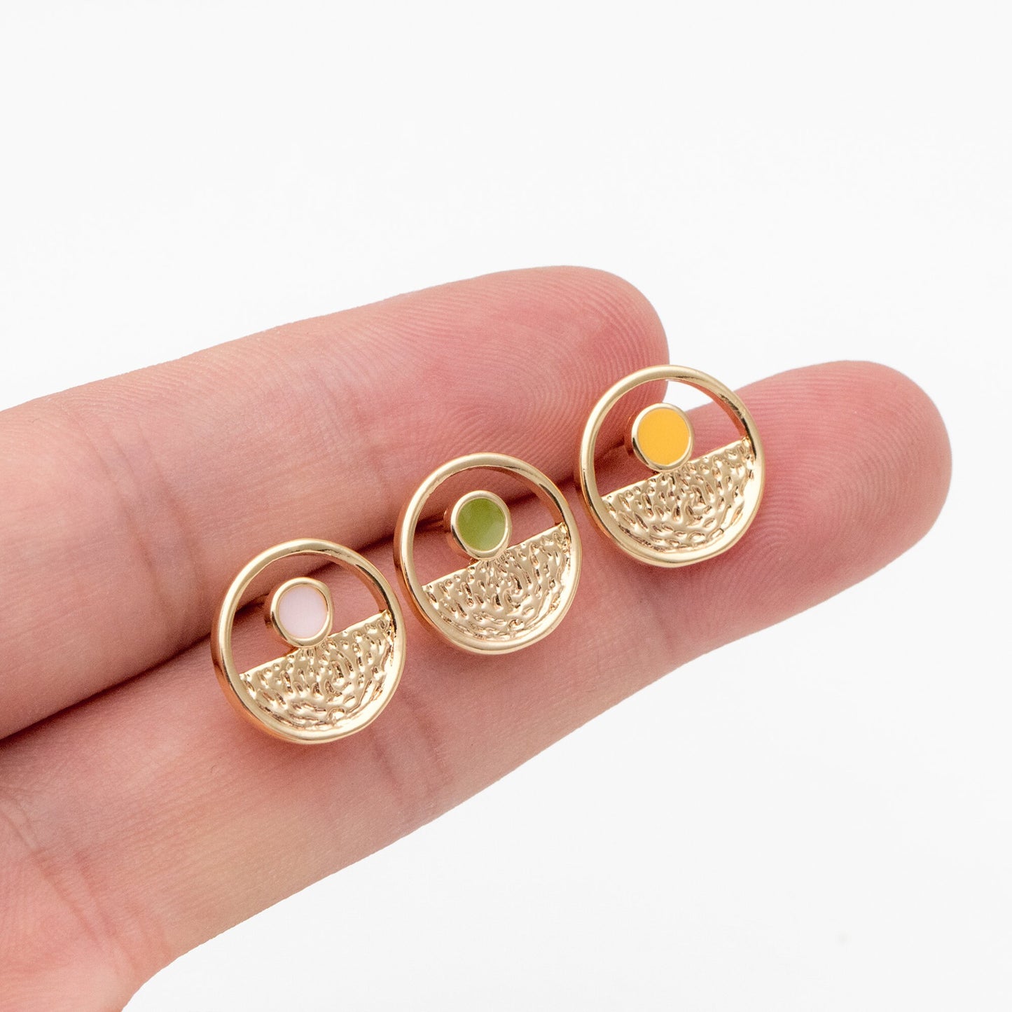 4pcs Gold Enamel Round Earrings 13mm, 18K Gold plated Brass, Geometric Stud Earrings (GB-4399)