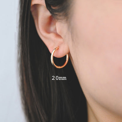 10pcs Gold/ Silver Tone Huggie Hoop Earrings, 2mm thick, 16/ 18/ 20mm, Stainless Steel Huggies, Minimalist Hoop Earrings (GB-2209)