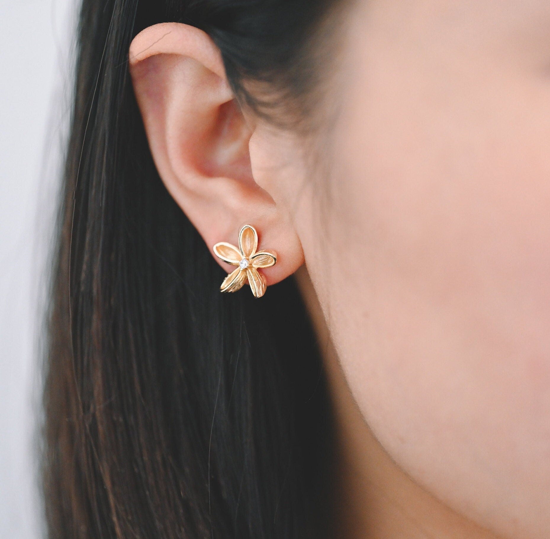 10pcs CZ Pave Gold Flower Earring with Loop, Gold Plated Brass, Jewelry Making, Diy Material, Jewelry Supplies (GB-2683)